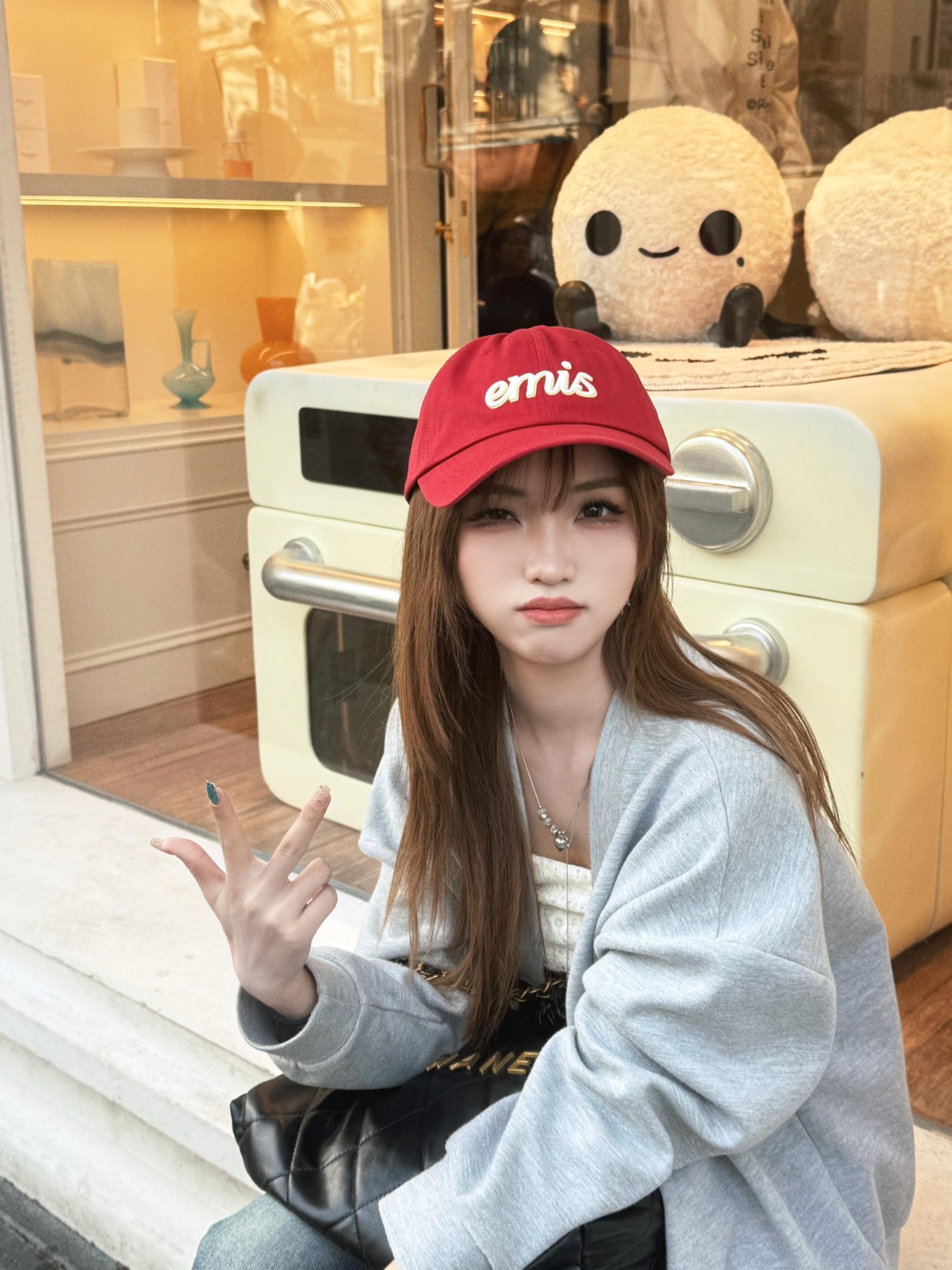 聪别演唱会过后的上海Citywalk.