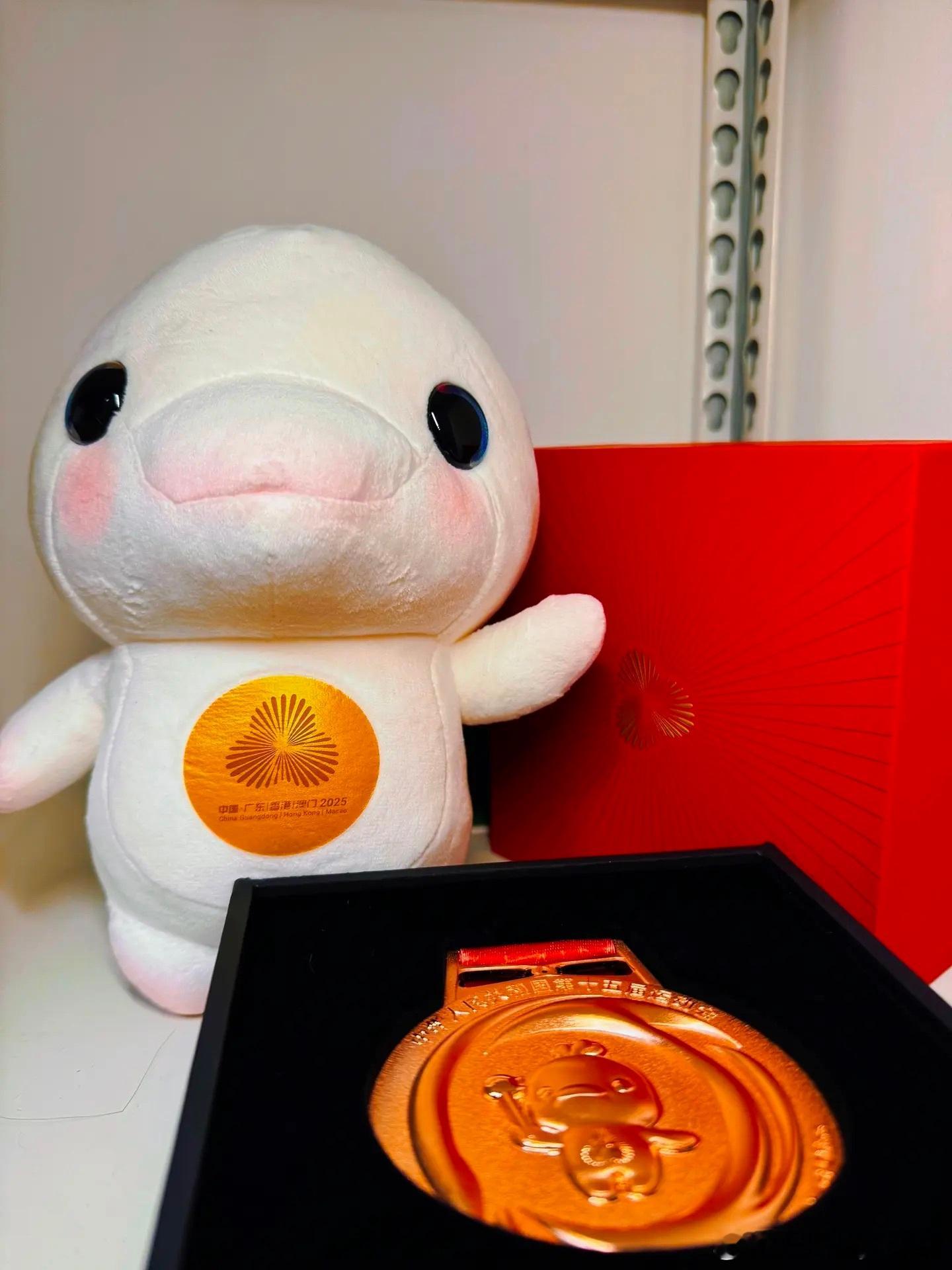 李艺杰：十五运转眼间落下帷幕，沉甸甸的奖牌背后是广东队的栽培和支持以及各位队友们