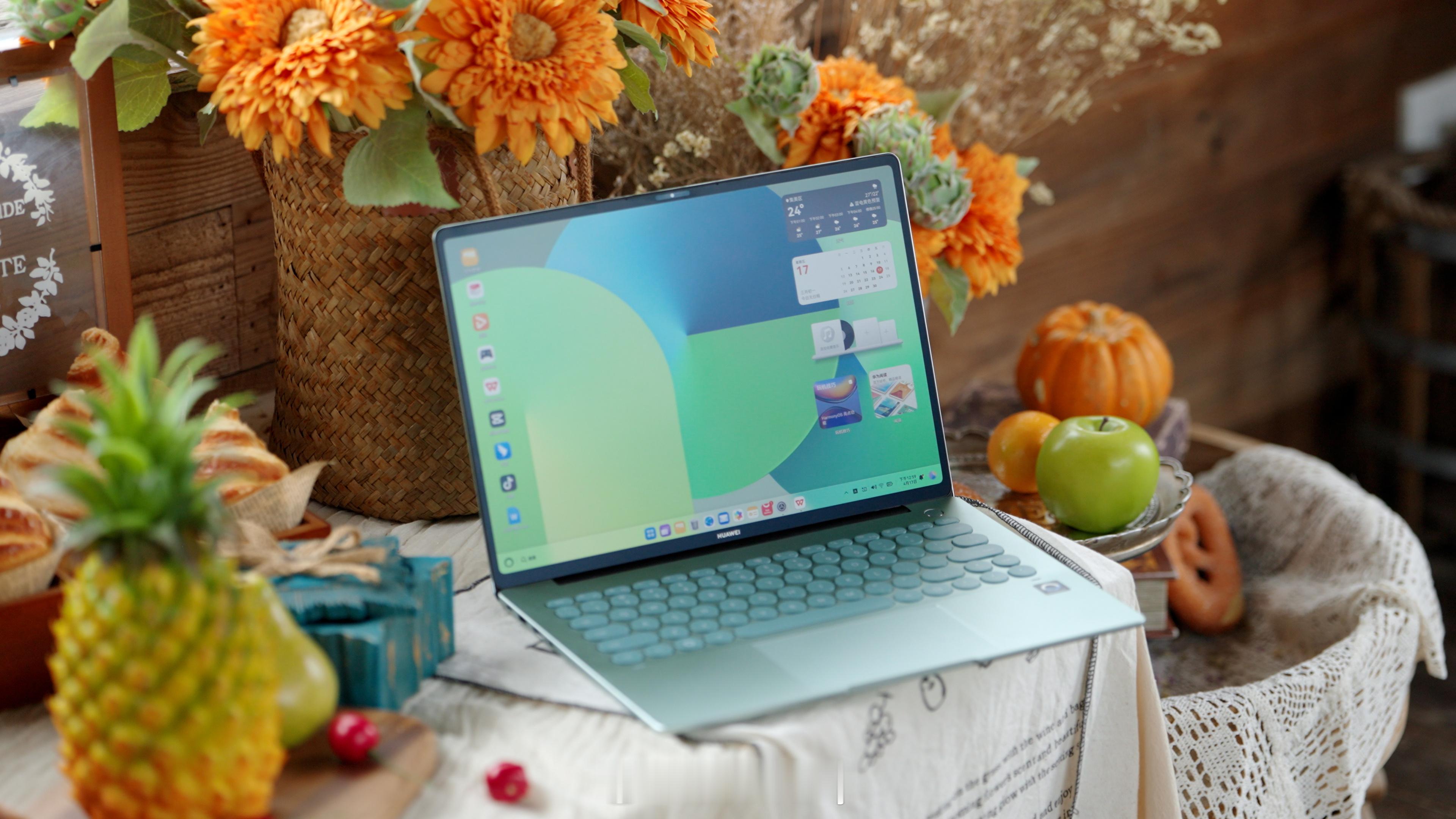 华为新款鸿蒙电脑自带多少黑科技 围观一下，黑科技拉满，才能高效办公，鸿蒙电脑小艺