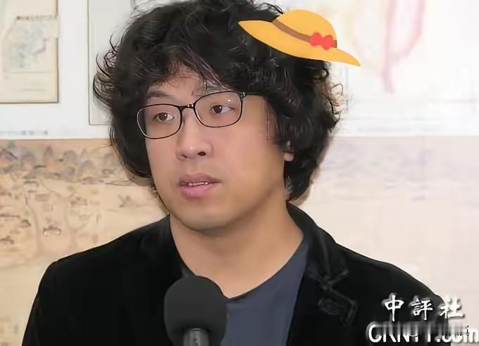 沈伯洋支使手下的人殴打新党副秘书长游智彬，原因是游智彬指责了汉奸石平，于是沈伯洋