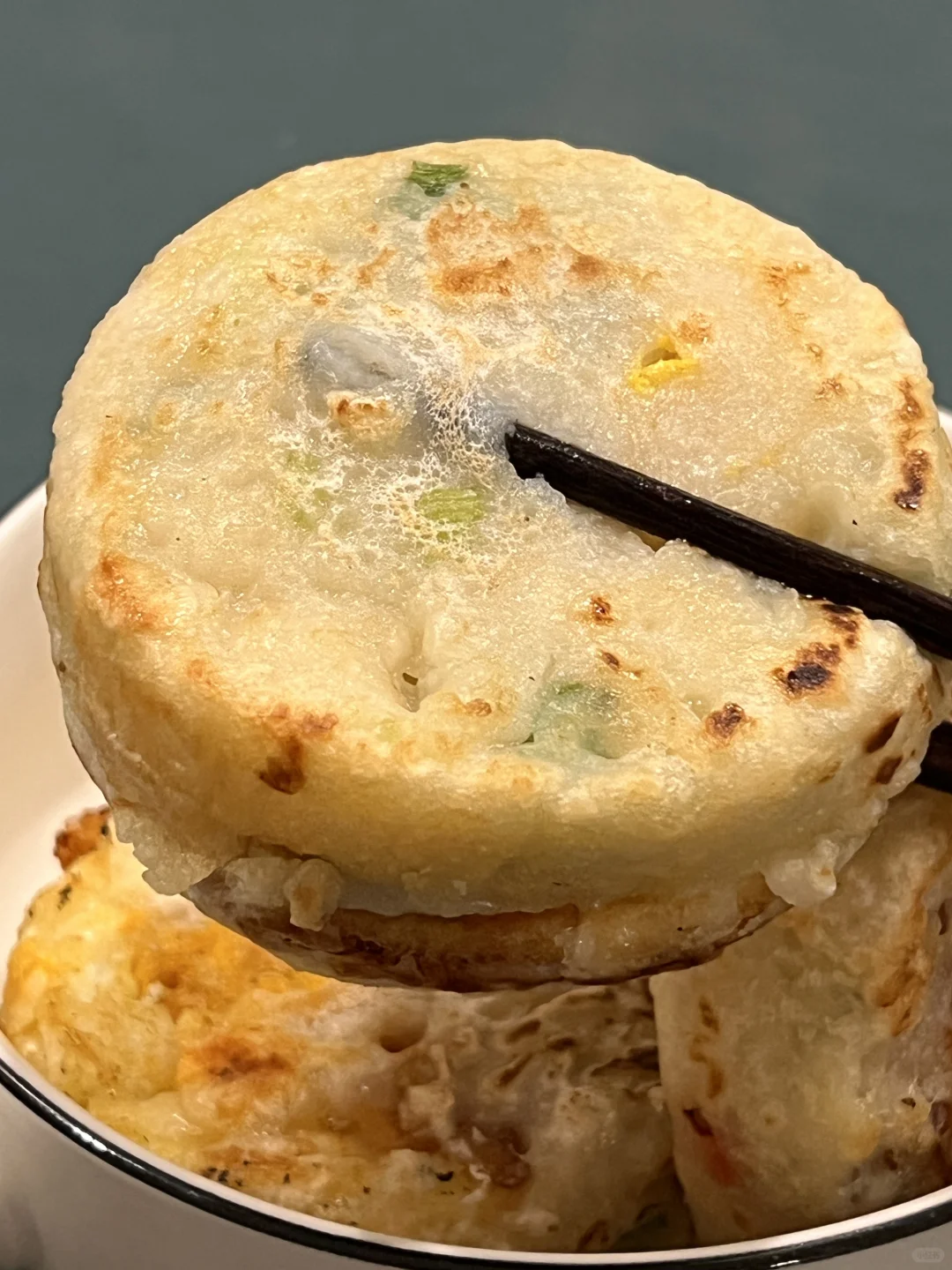 早餐自制鸡蛋汉堡
