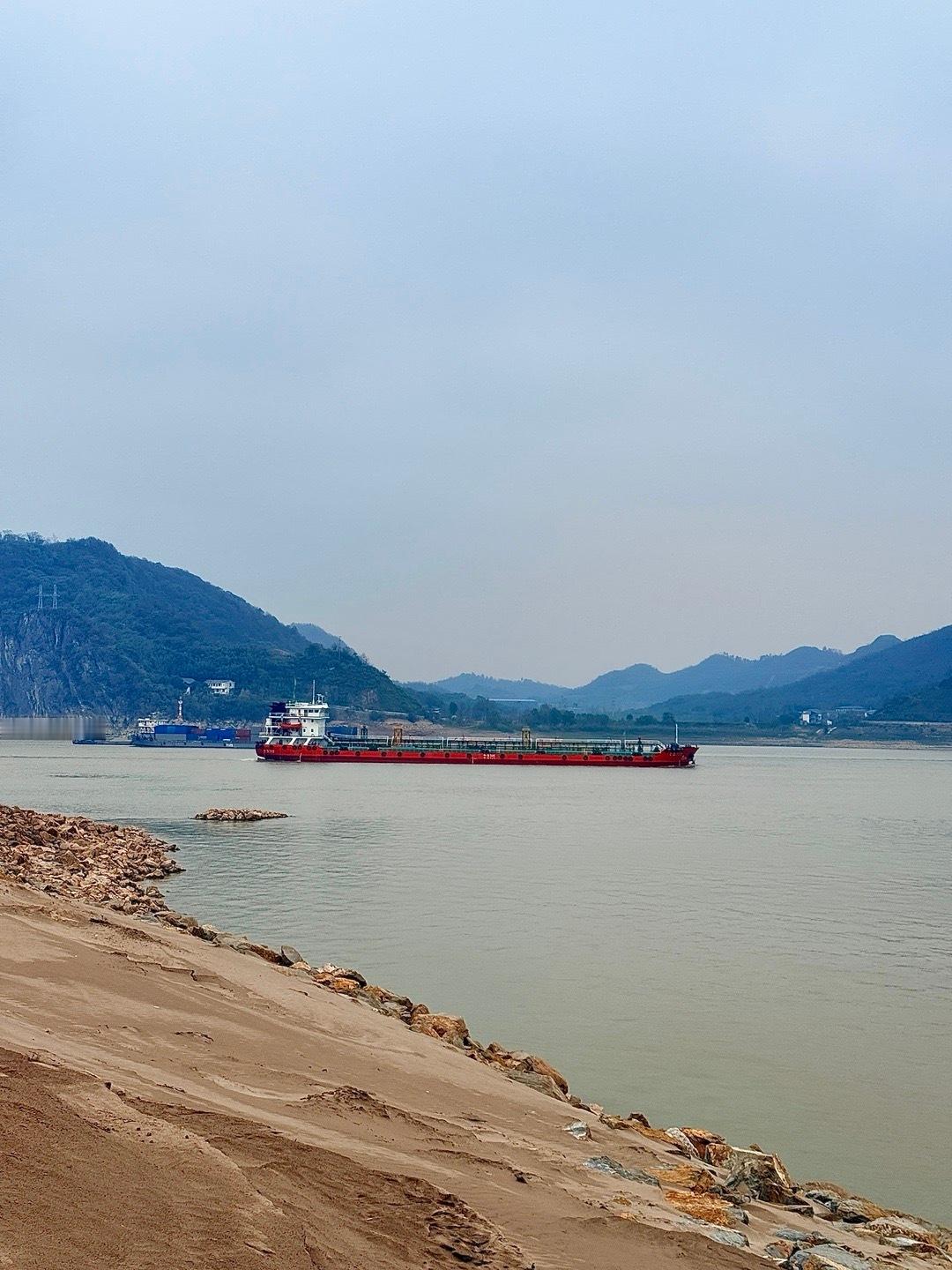 用自己喜欢的方式， 给生活染上自己喜欢的颜色 