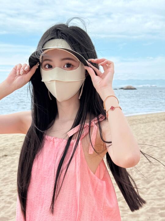 海边的阳光一点都不晒