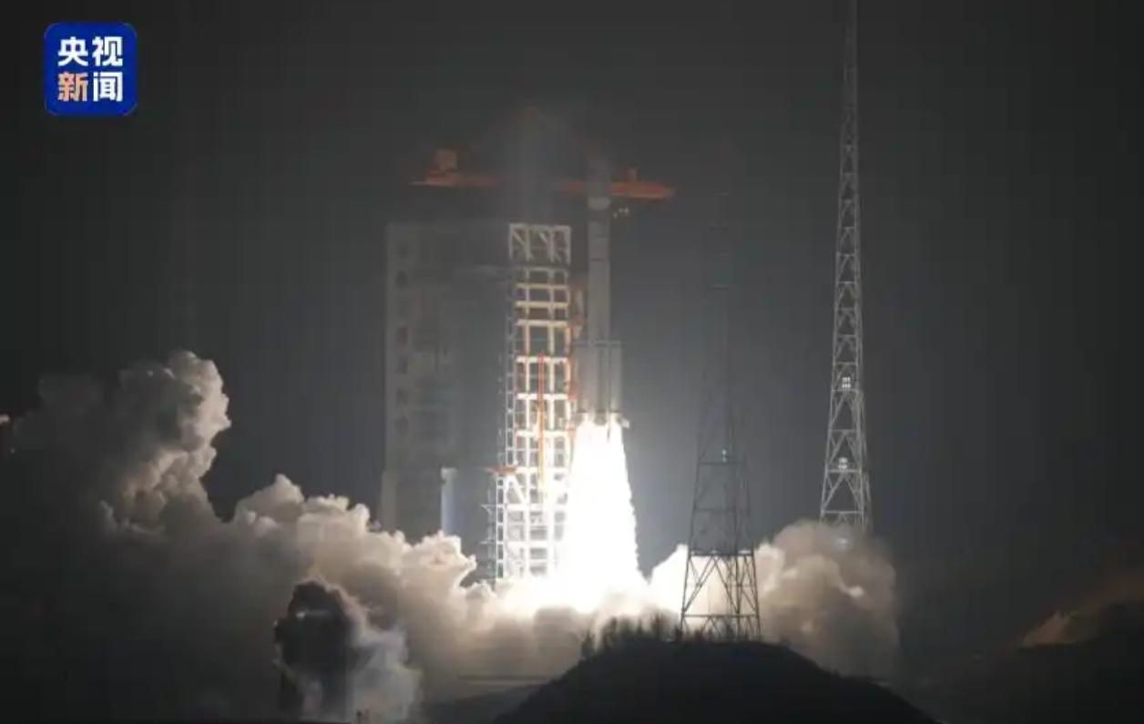 🚀 凌晨捷报，格局打开！长征火箭一箭21星，发射全球数字新基建

发射成功，任