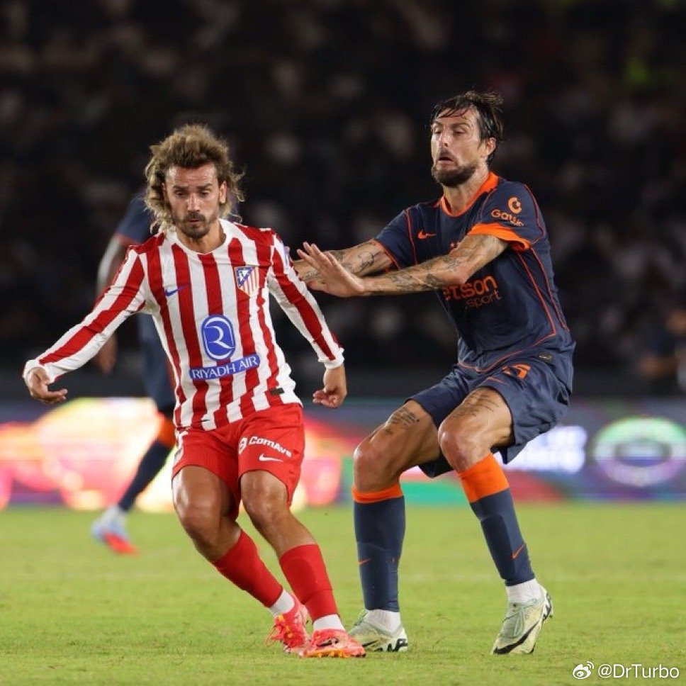 晚邮报：在利比亚与马德里竞技队进行了一场友谊赛后 国际米兰将获得400W的奖金马