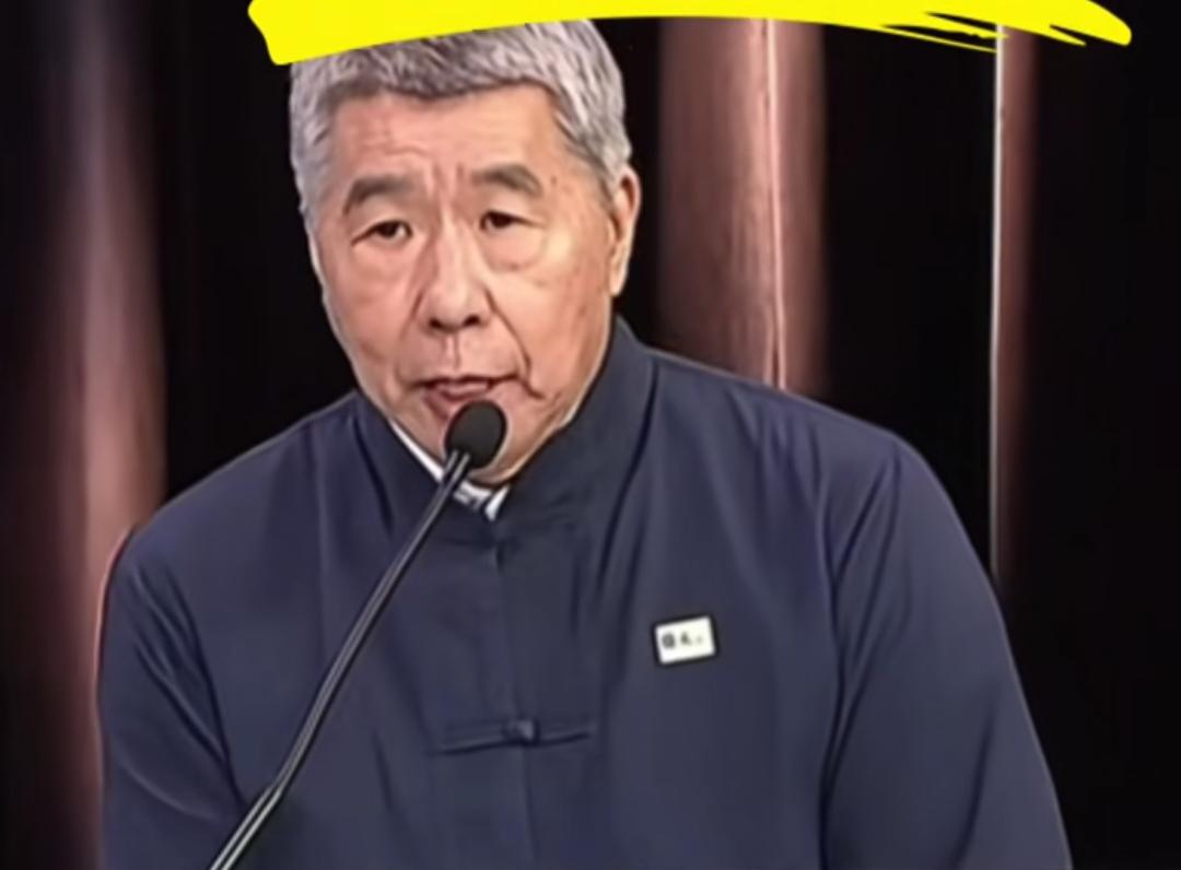 张亚中的灵魂拷问。
在国民党党主席候选人第二轮辩论会上，张亚中给其他几位候选人，