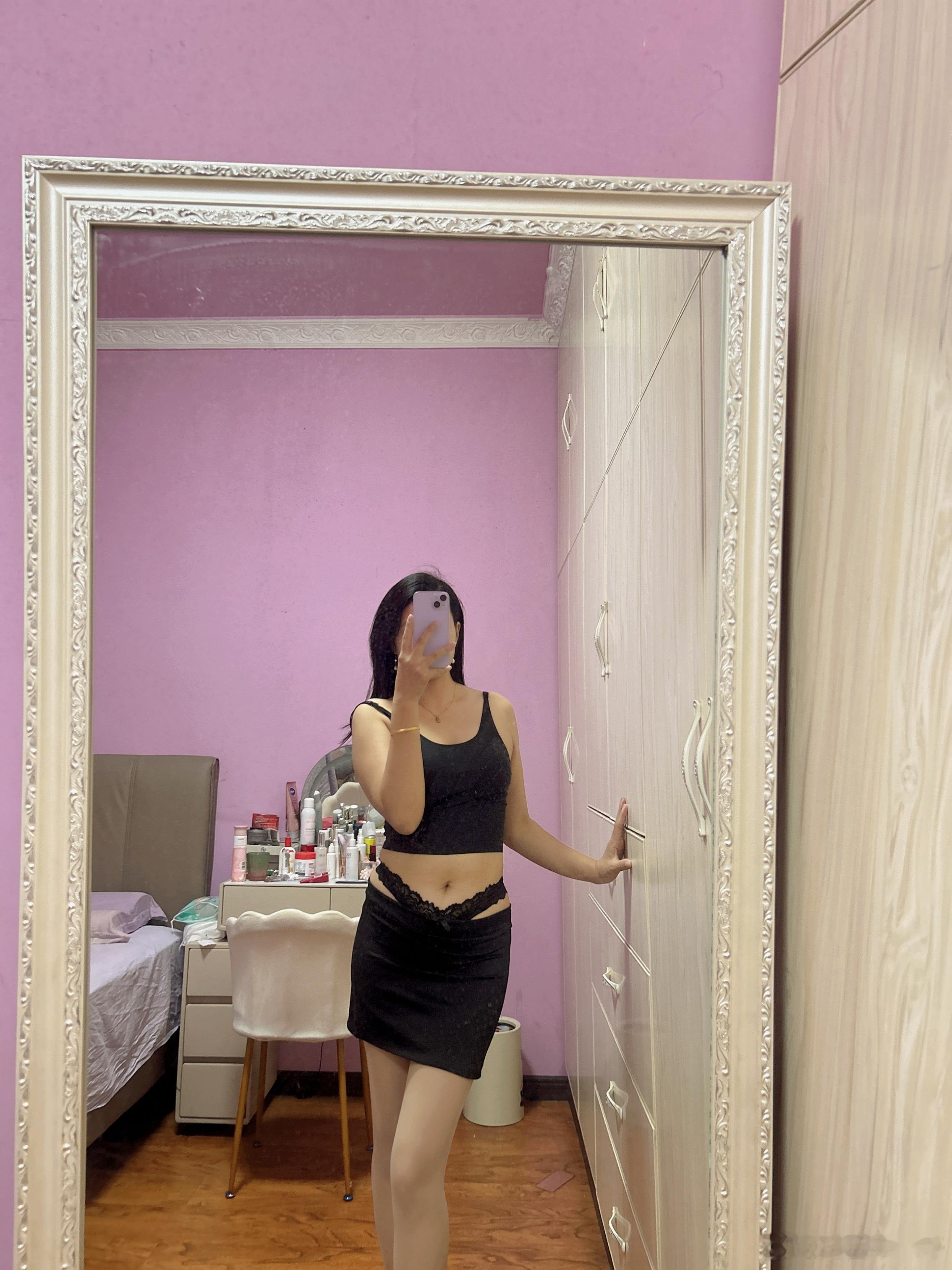 这无声的夜，现在的我，需要人陪今日穿搭(ootd) ​​​