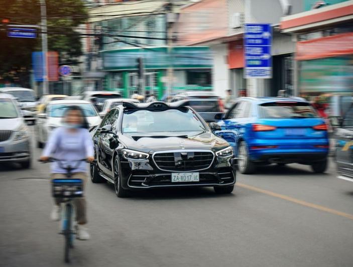 L2级辅助驾驶还在拼撕杀，L3级还没落地，L4级测试已经在路上了？奔驰获得北京L