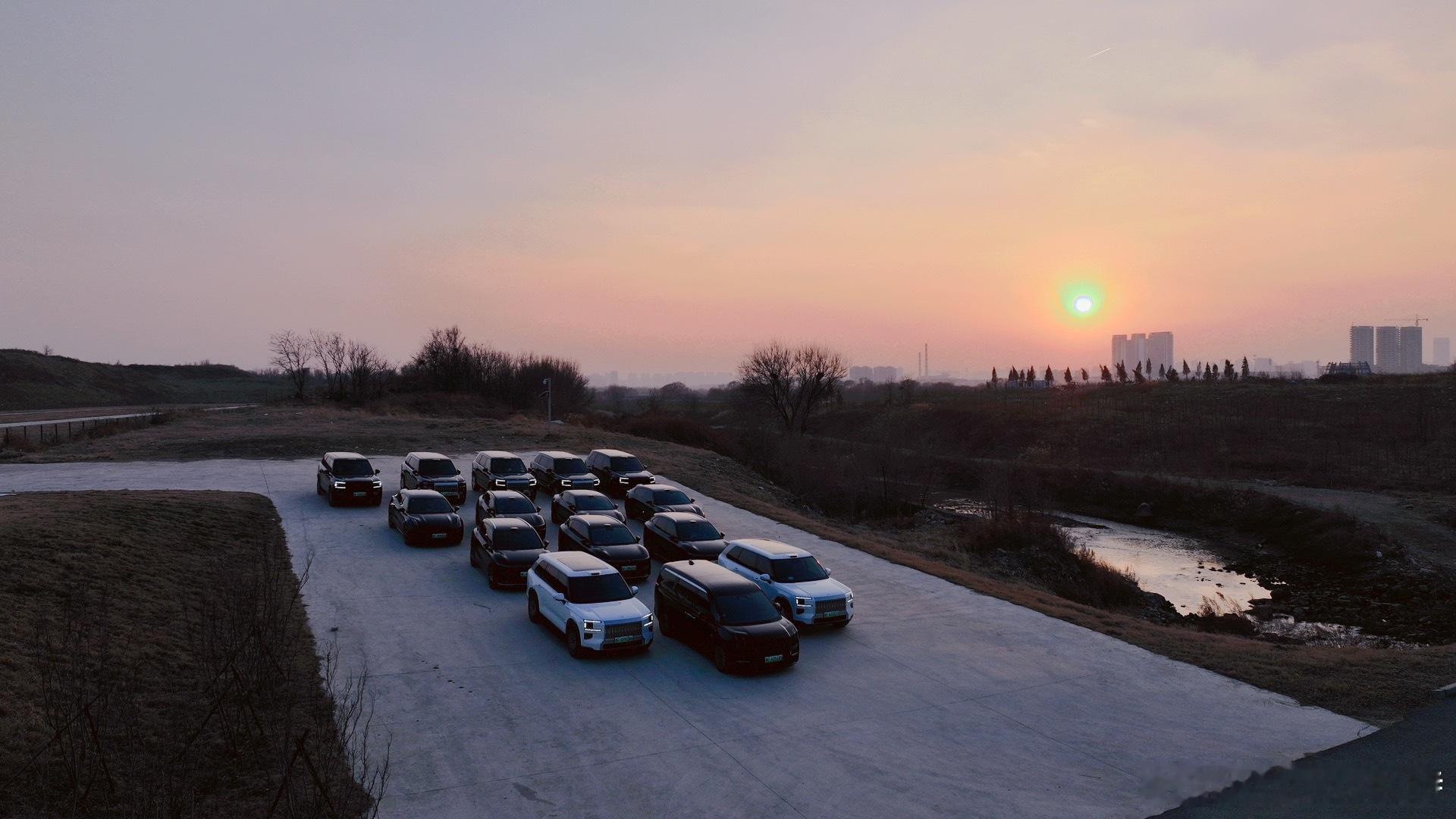 最近在忙着追光。极氪极氪极氪出发新年追光计划大有氪为