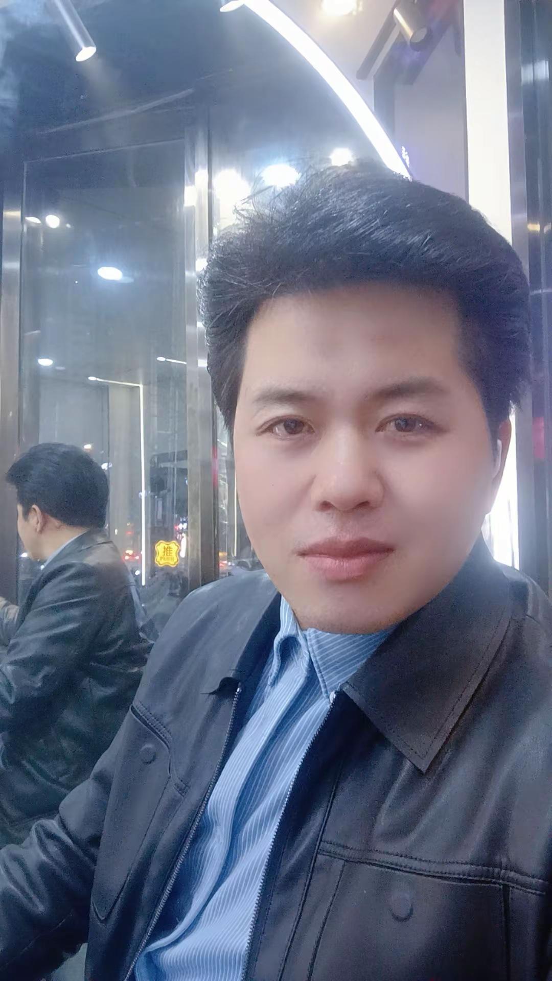 找到适合自己的发型