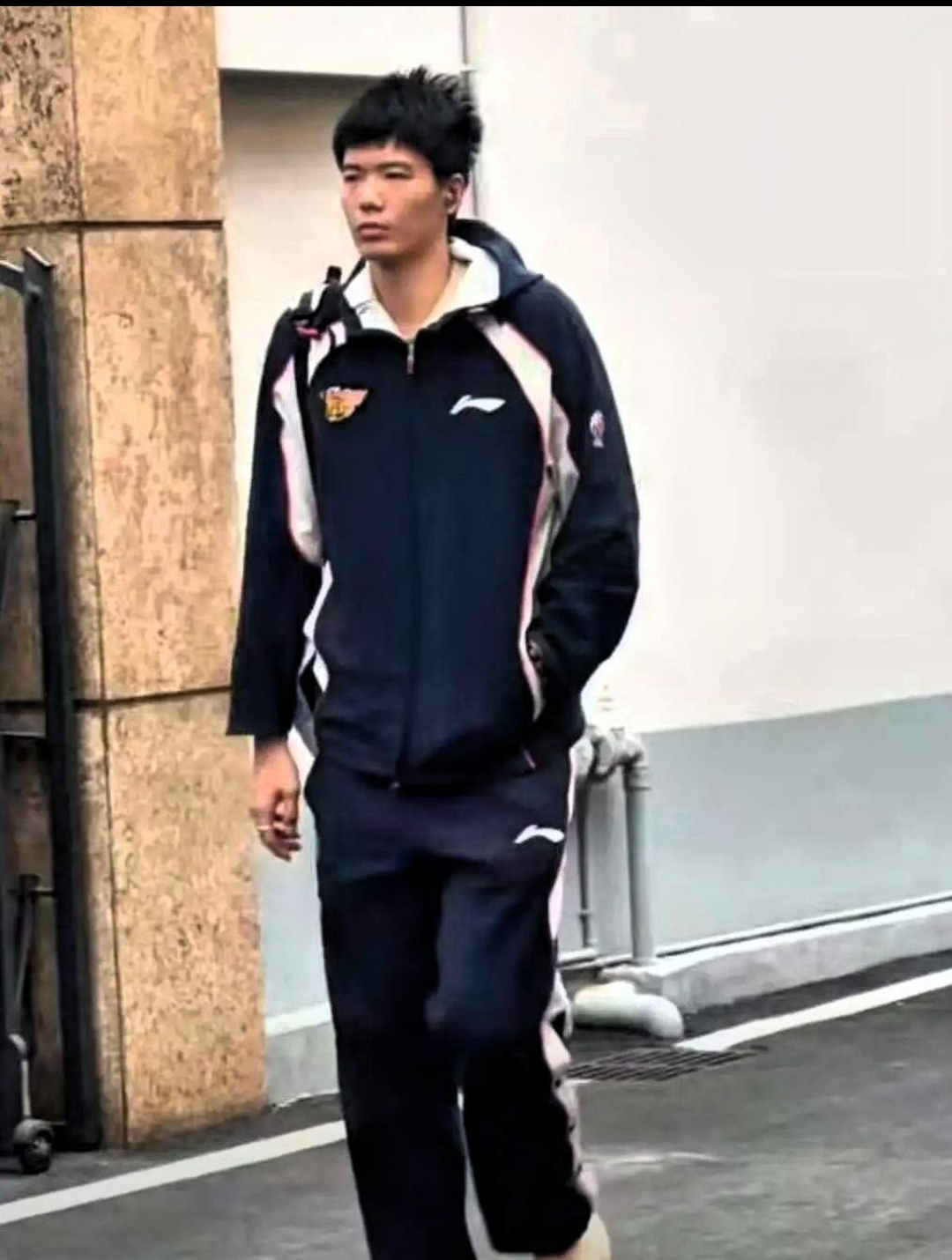 焦泊乔已经明确强烈的向广东男篮提出今夏离队申请！还那句话，千里马常有，伯乐真的难