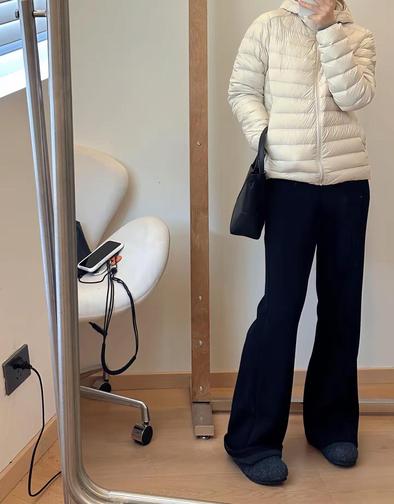 今天新品瑜伽微喇长裤。冬季新品 休闲裤