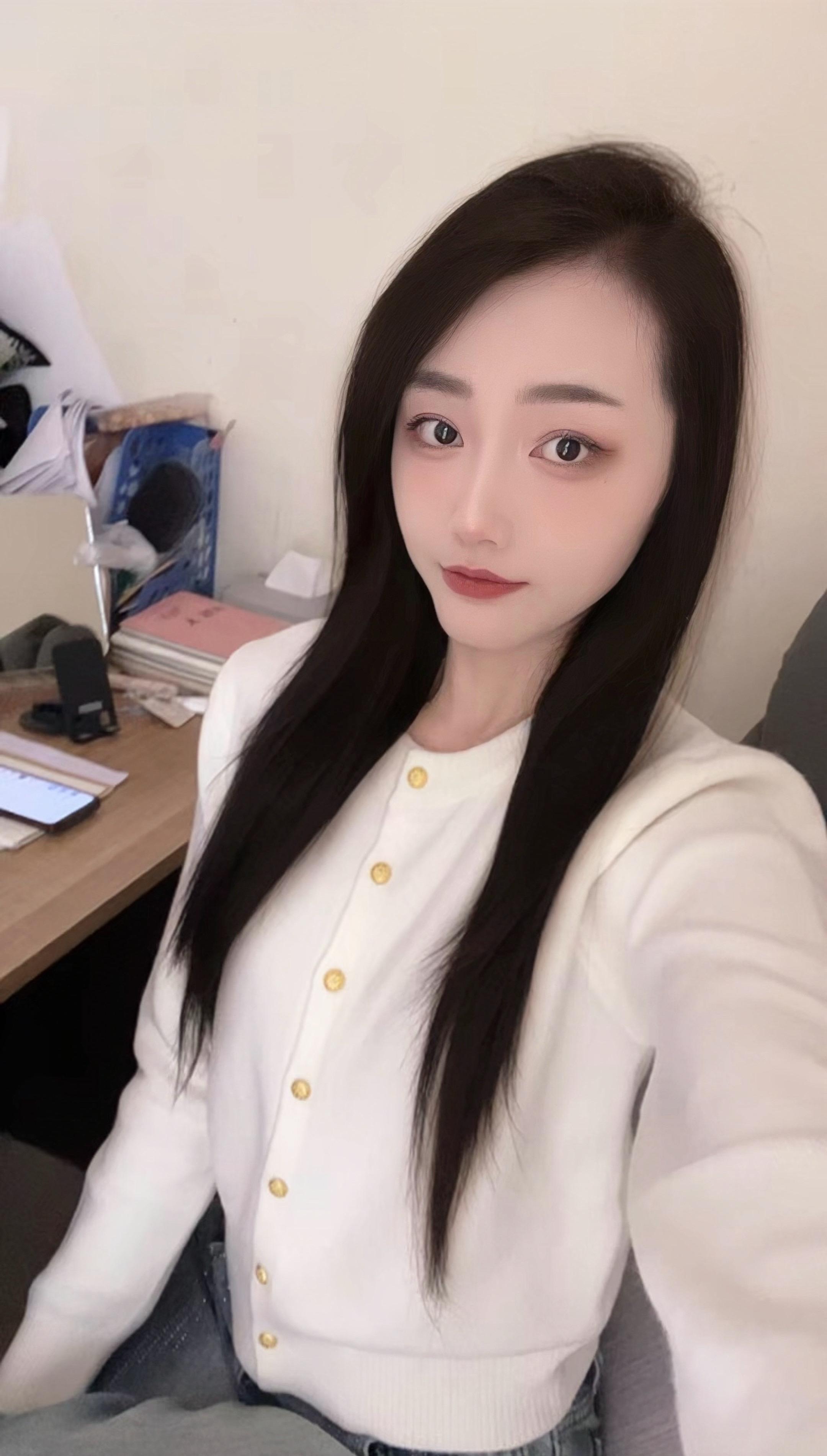 人这一生 能吃的好睡的好 我想平淡的日子里也会开满幸福的花