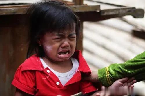 哎！着急！孩子一上幼儿园就生病，10次生病能有9次发烧，这是体质问题吗？
 
这