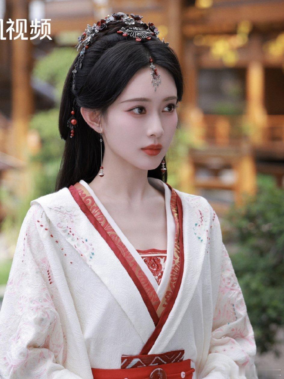 孟子义 不再依赖别人算我们有骨气 给孟丝提供一点思路，只要《三线谜回》或《百花杀