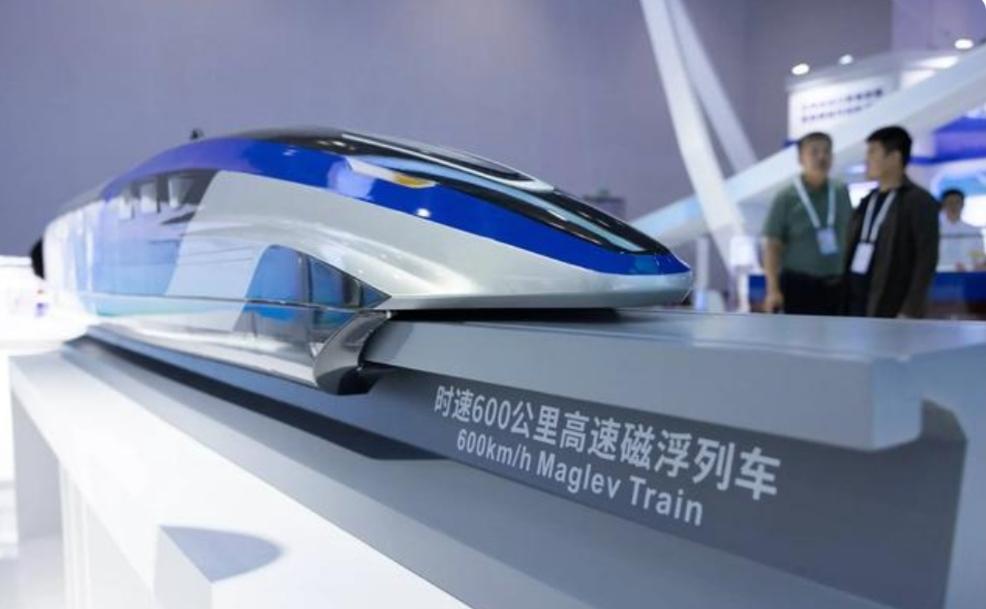 武汉可能开建时速600公里的磁悬浮列车，将大幅缩短至广州的行程时间，这是中国高速