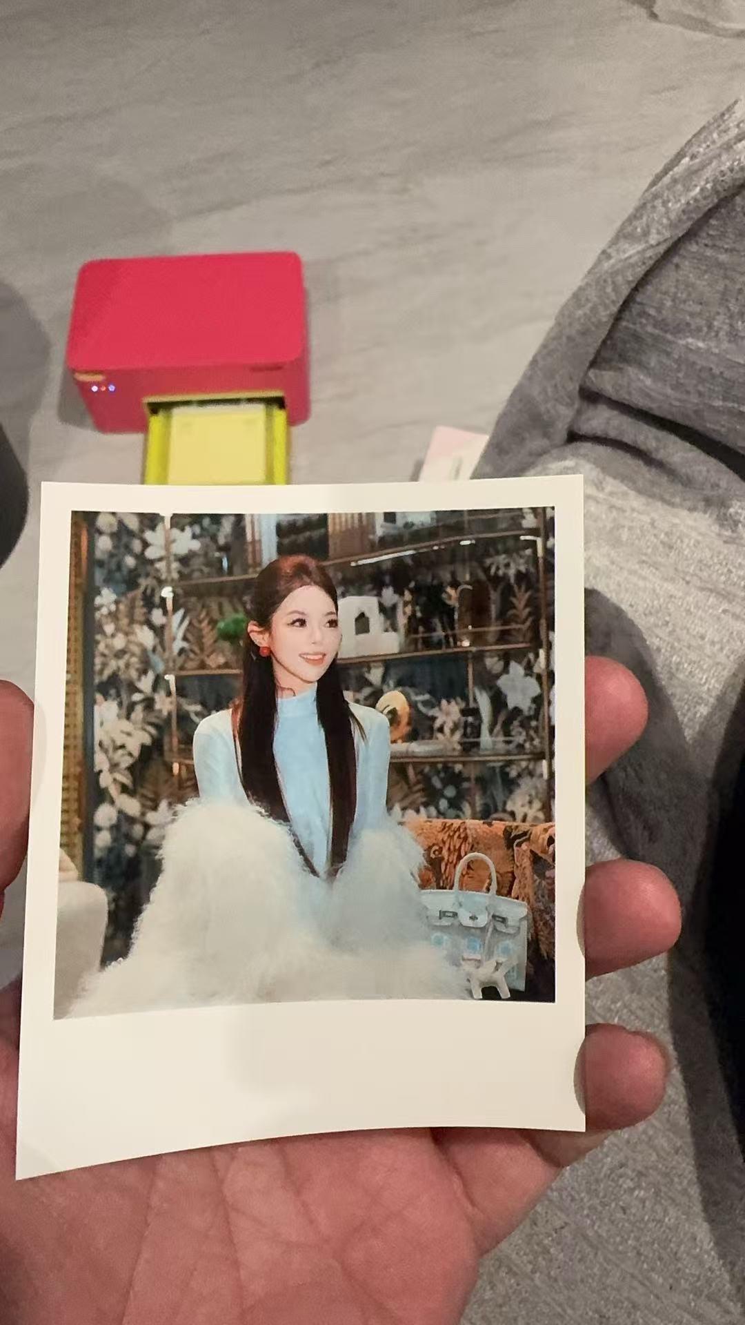 我爱上了一个让我爱上全世界的人