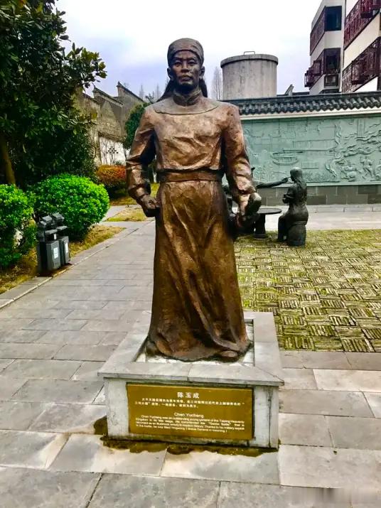 亲手把慈禧推上权力巅峰的人，一年后被她赐死1863 年秋，曾经是慈禧掌权最大功臣