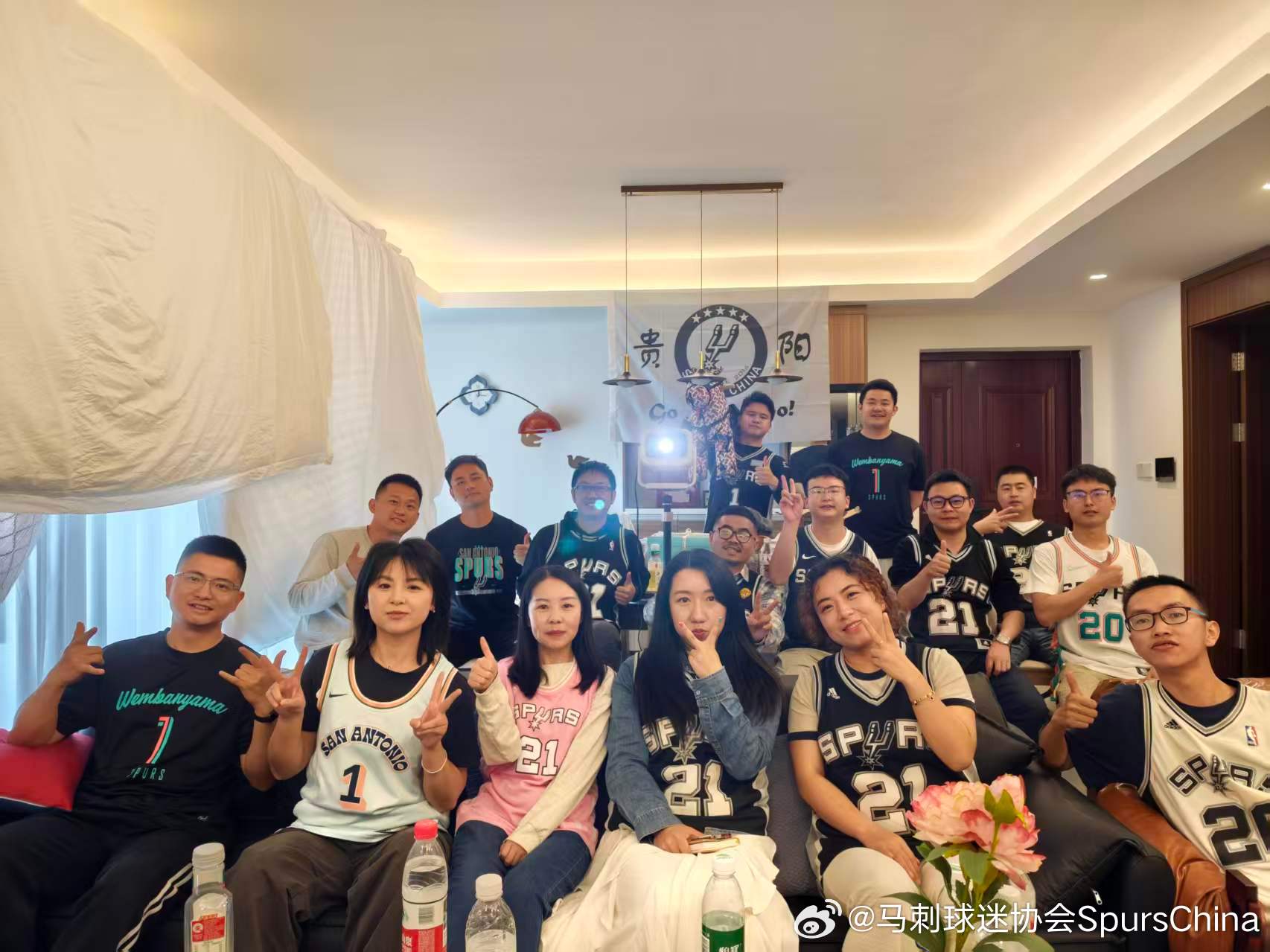 圆满收官✨马刺球迷会官方认证后首次全国多城线下大聚 圆满落幕✨因银黑相聚，为热爱