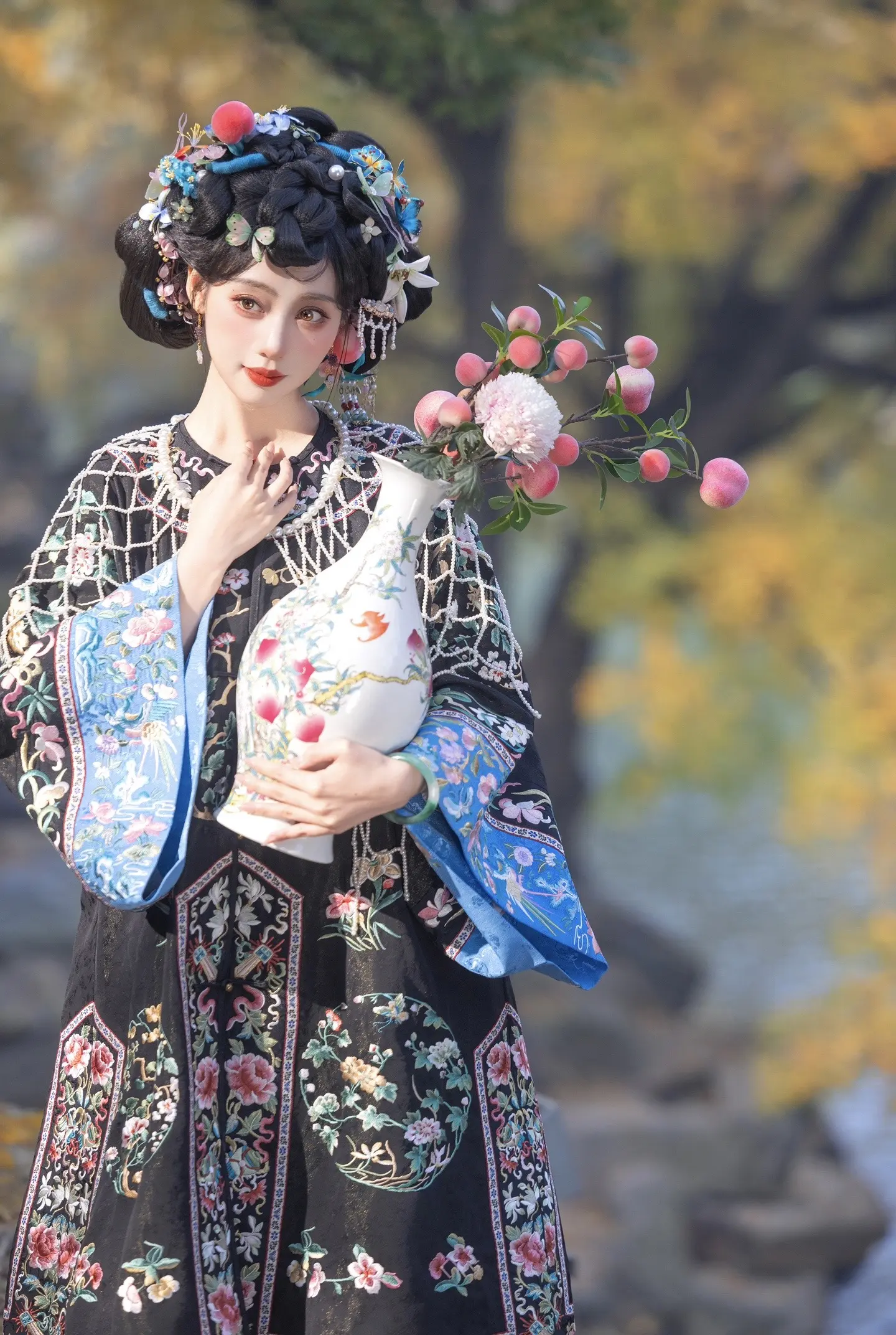 谁懂呀，把闺蜜扮成古董娃娃拍照也太快乐了吧