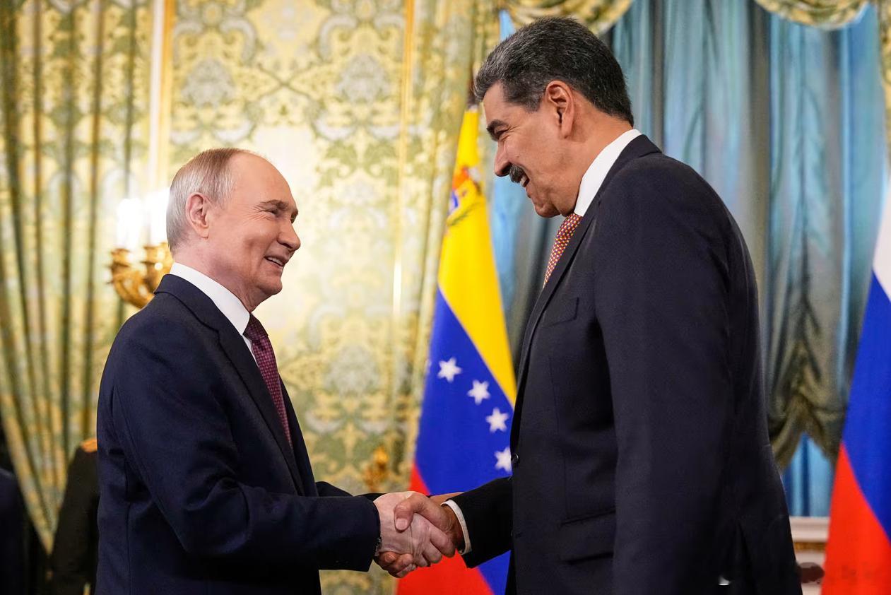 针对美方宣称已抓捕委内瑞拉总统马杜罗及其妻子并将其带离该国一事，俄罗斯外交部要求