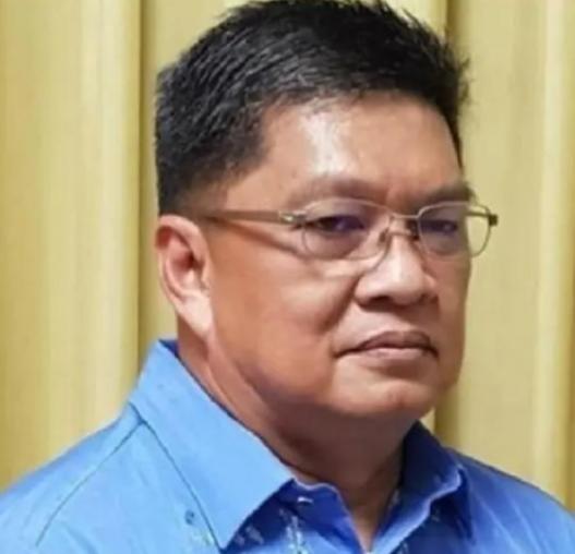 菲律宾前高官警告：“我们一直不敢面对现实，以为中国会宽宏大量，不把我们卷入未来的