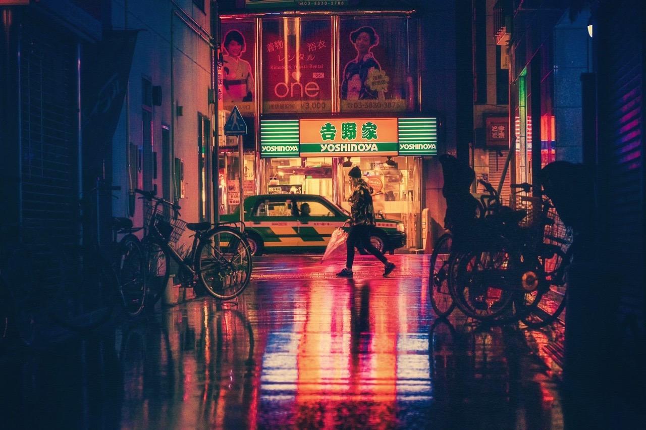 随变一拍都很夯 深夜 老街