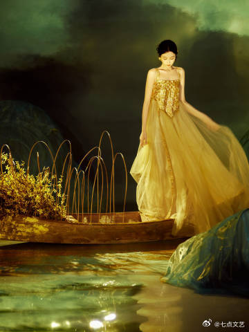 虞书欣瑶台笙乐风华织梦 温柔藏于眼底，风雅藏于身姿。虞书欣的中式造型太有氛围感，