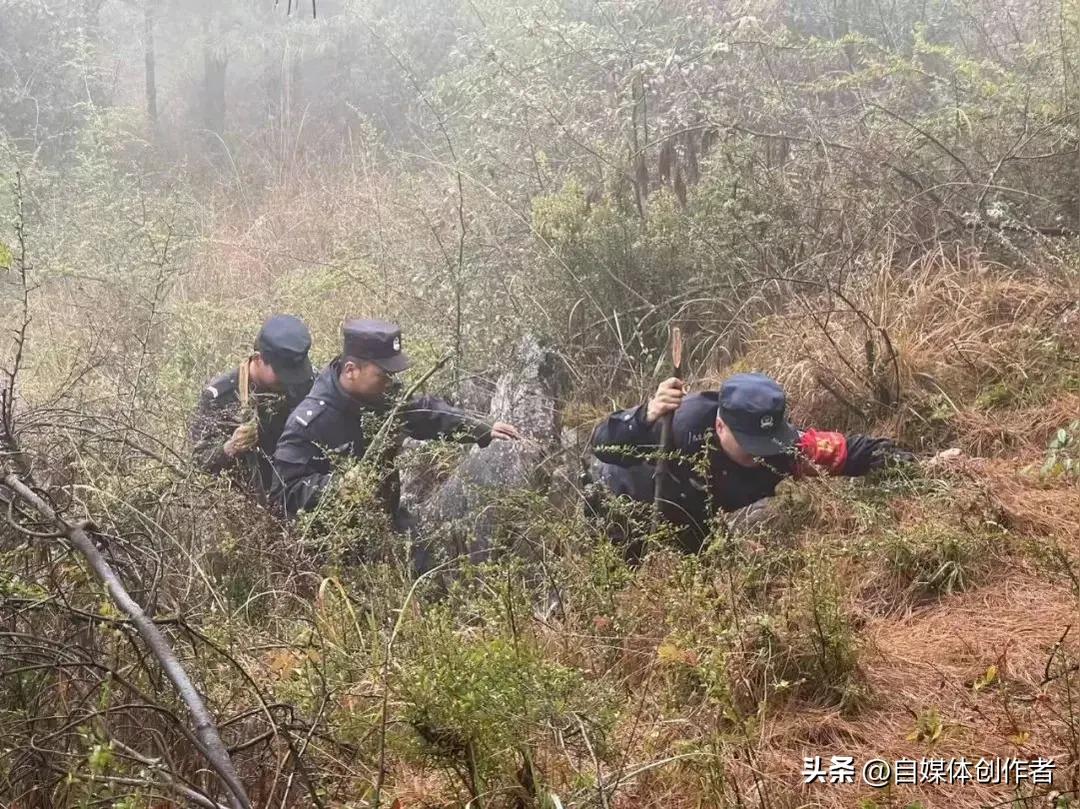 山中老手突遇险境，山野之行藏着多少看不见的隐患
 
土生土长日日与群山相伴的村民