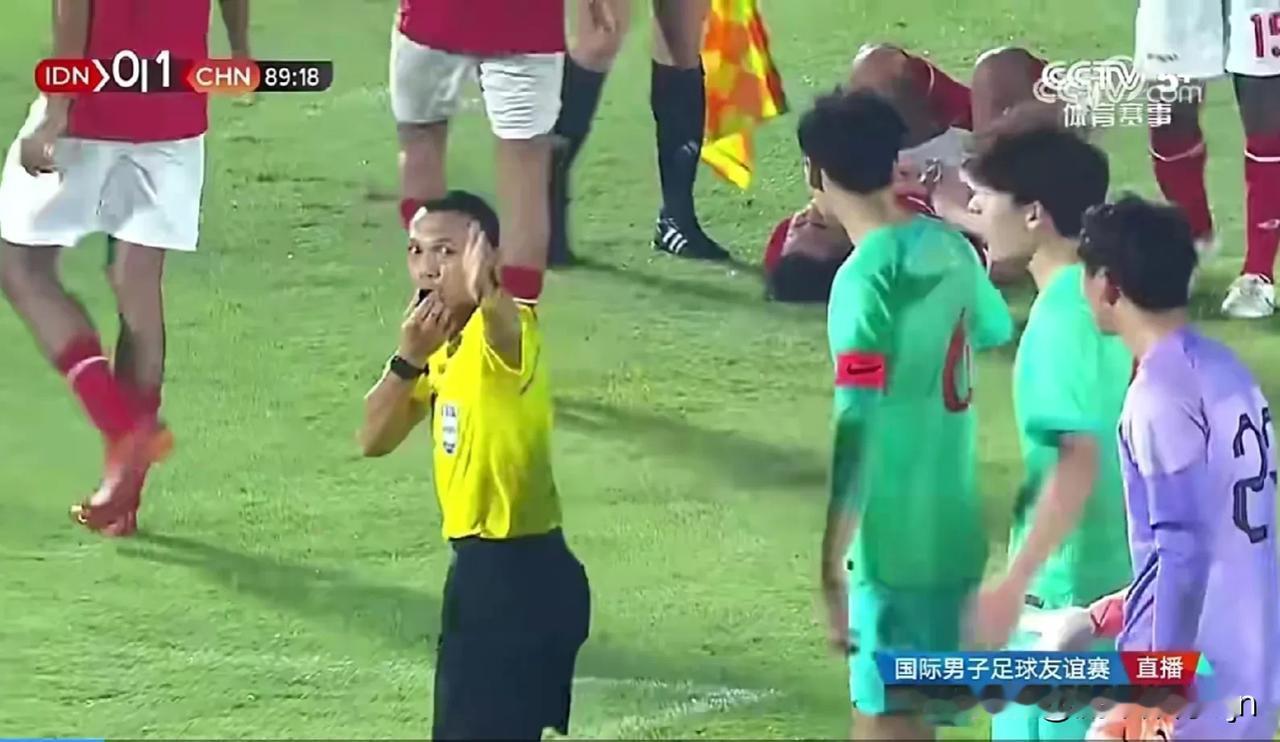 太丢人了！中国男足U19踢平印尼U19，一战发现3个可怕的事实。

1. 职业梯