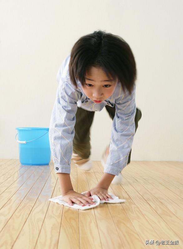 你觉得做家务能替代运动吗 做家务能替代运动吗？我觉得不能一概而论。
从强度和效果