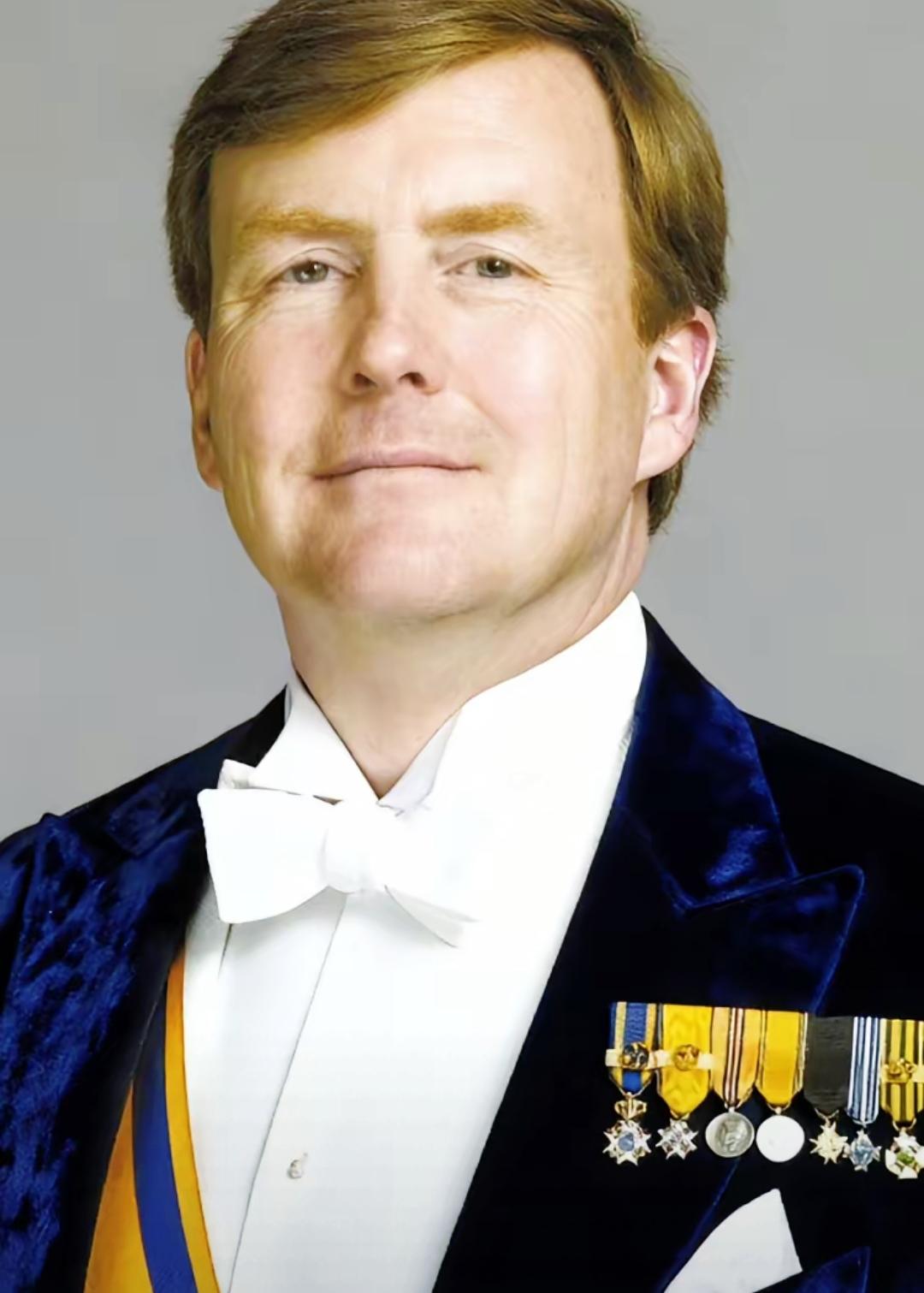 荷兰又想吃着碗里又想跑，既想跟着美国对中企安世半导体下手，又想跟着日本与韩国向东