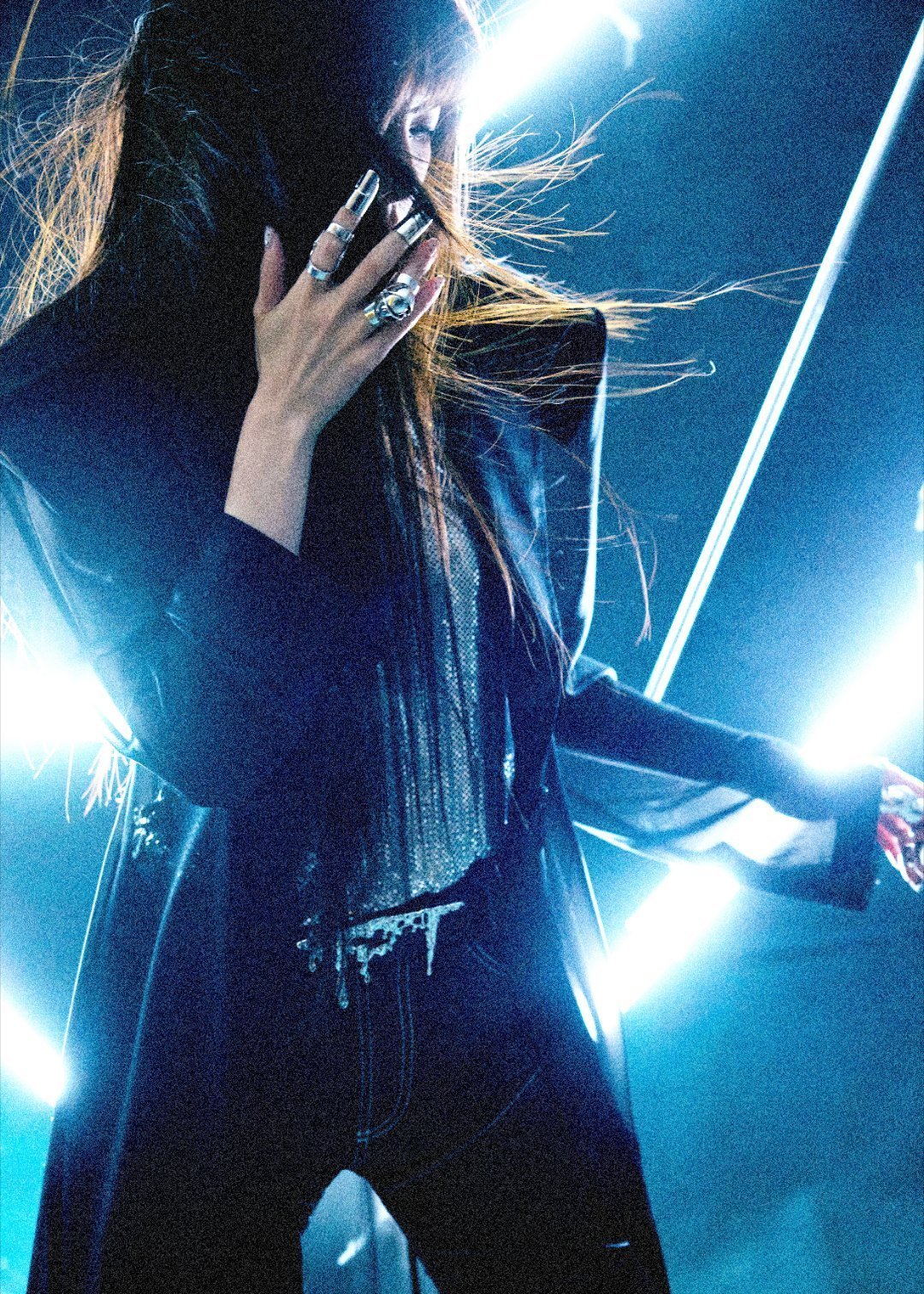 宋妍霏 内娱奇迹暖暖宋妍霏 小刘海美神降临家人们谁懂啊！宋妍霏就是行走的穿搭种草