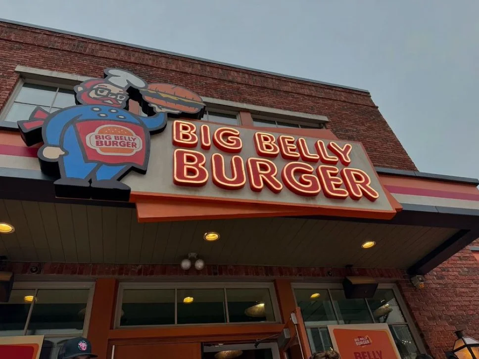 🍔DC著名地点出现DCU《和平使者》S2片场