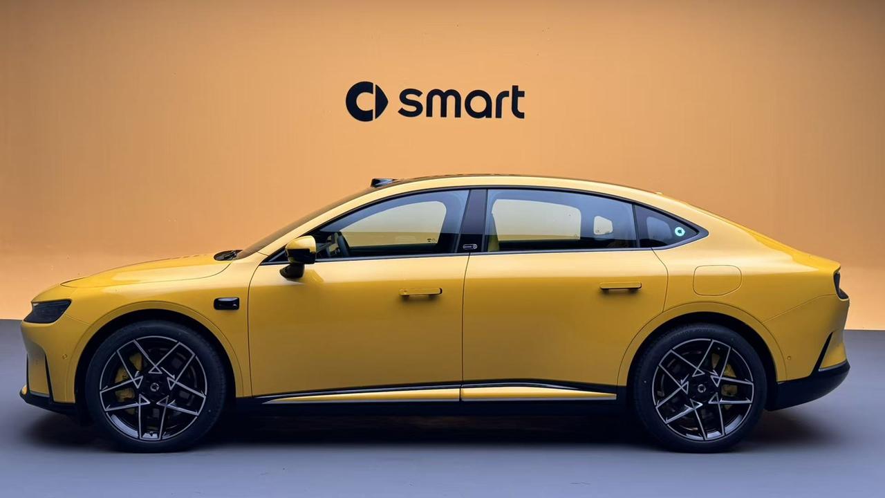 smart第一款掀背轿车精灵6号
终于迎来上市
掀背其实是一个吸引点，好看也好用