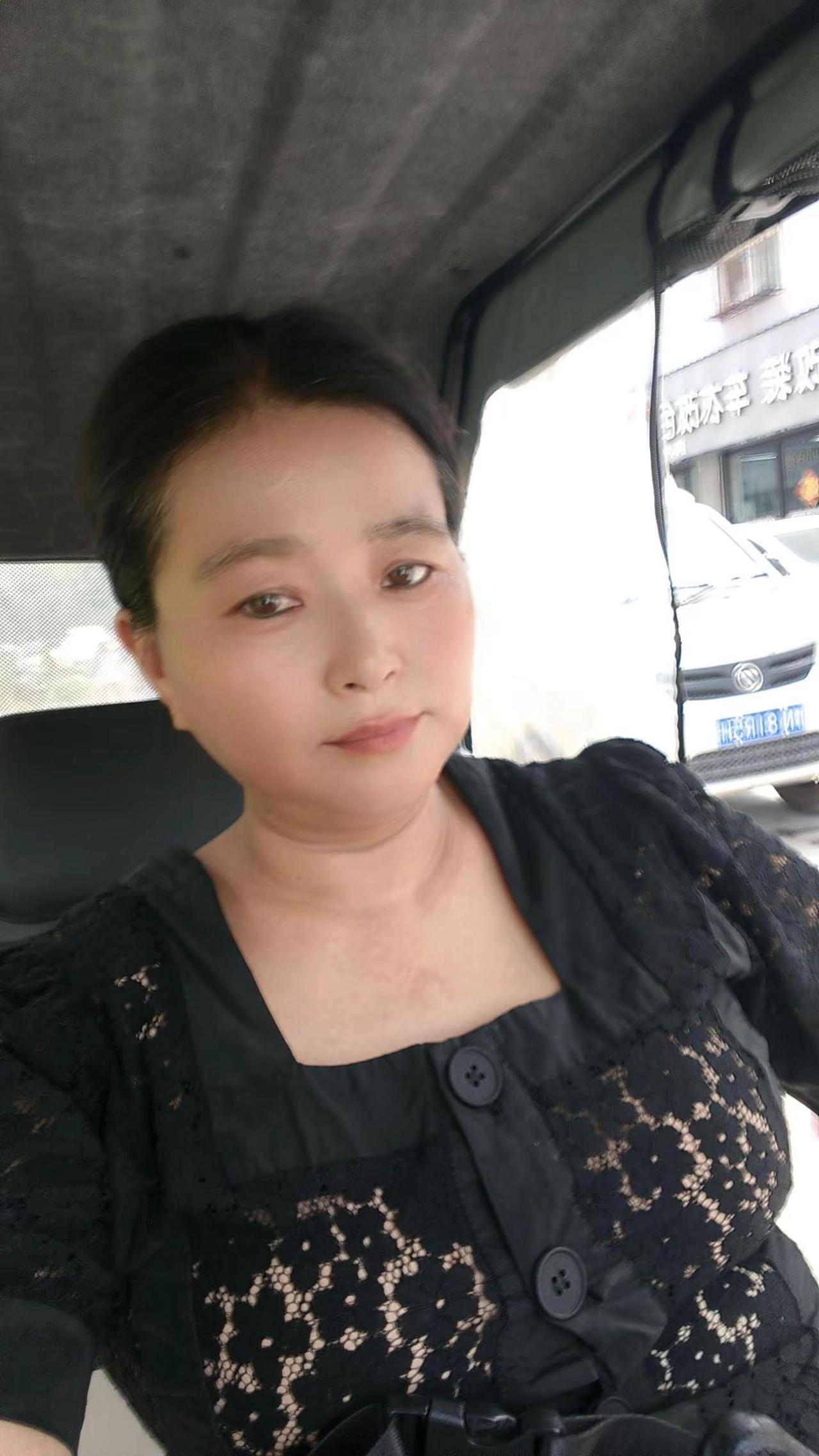 气的难受，你说说这个珍珠项链能丢哪何去，脑子不好使了，气，气，气😂😂😂