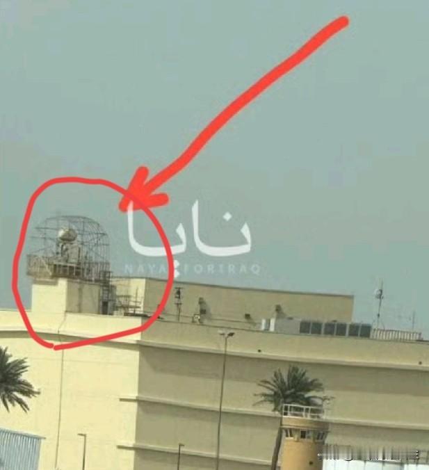 乐，牢美驻巴格达大使馆被炸后，其楼顶的雷达居然手搓了个铁笼子防御无人机，这结果属