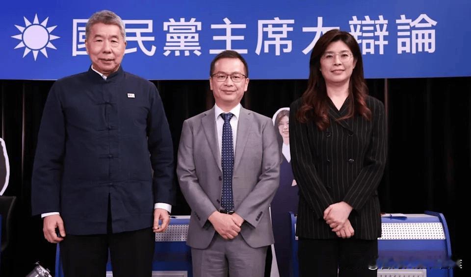 郝龙斌中部大本营成关键！胡志强背后暗藏什么玄机
 
最近国民党主席选举的热度持续