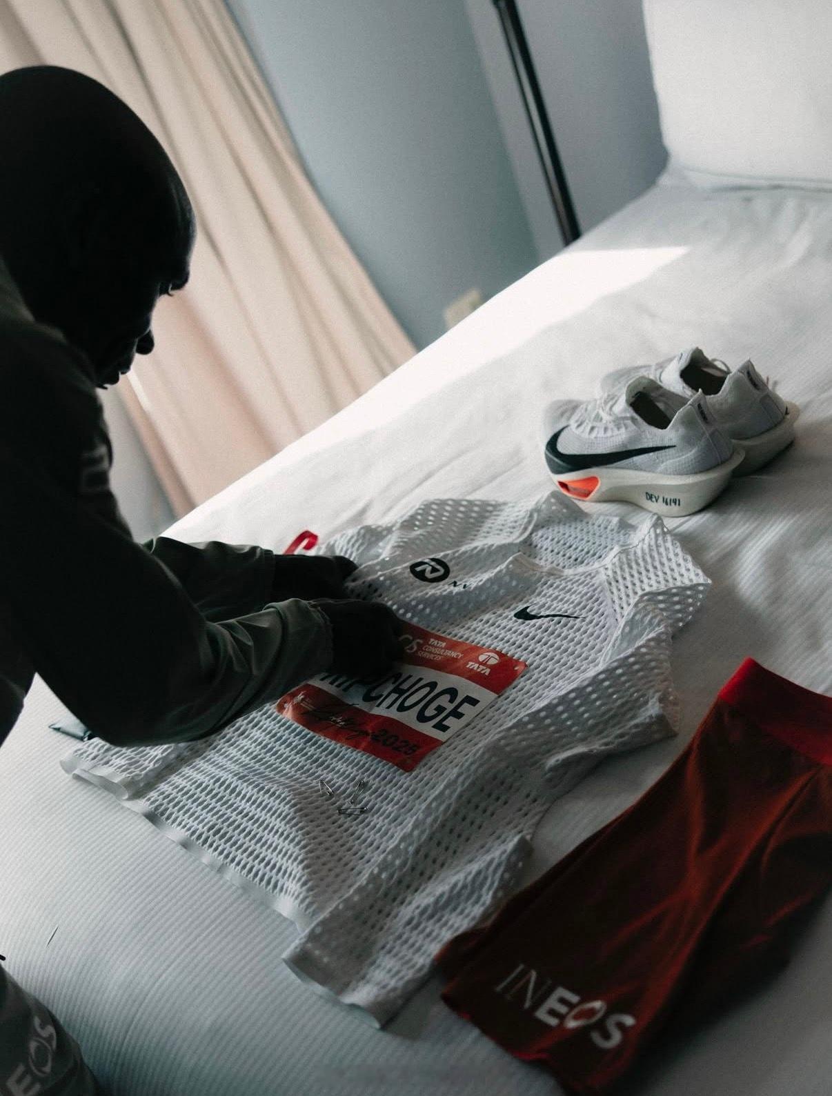 纽约马拉松，🇰🇪基普乔格2:14.36以第17名完赛。即将迎来41岁生日的他