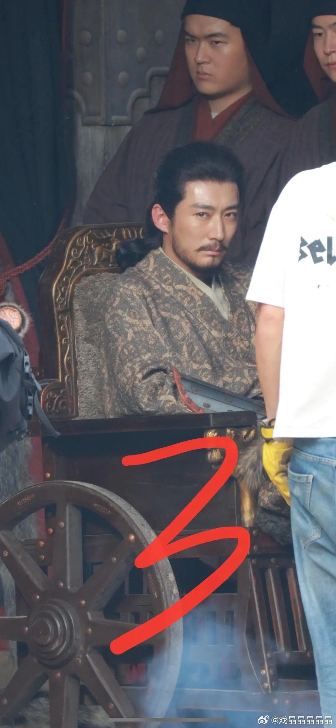 刘学义的《江山大同》造型怎么样？和古偶不一样风格。 