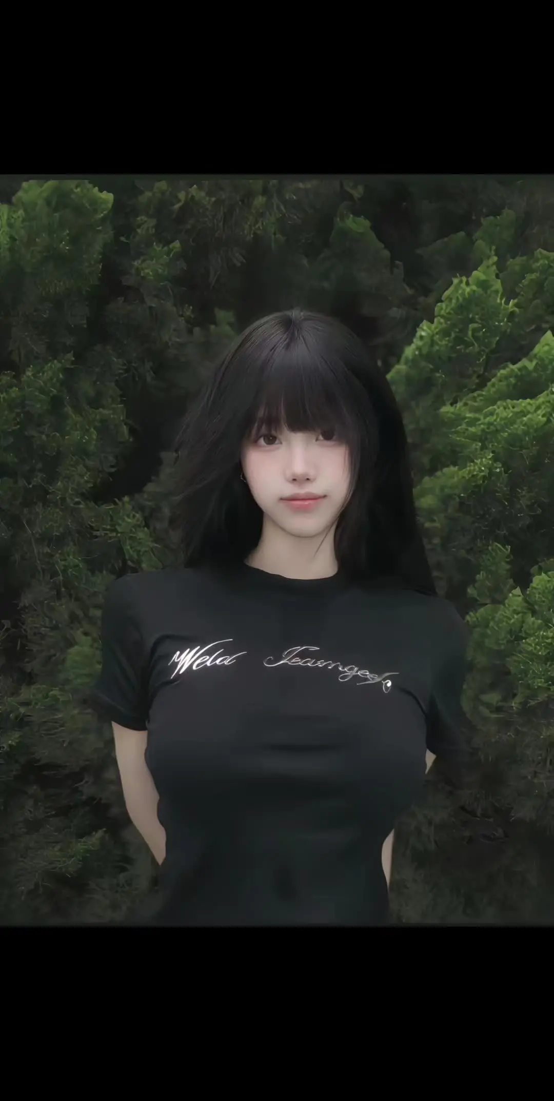 “星星的深邃距离 不经意藏在你眼底”