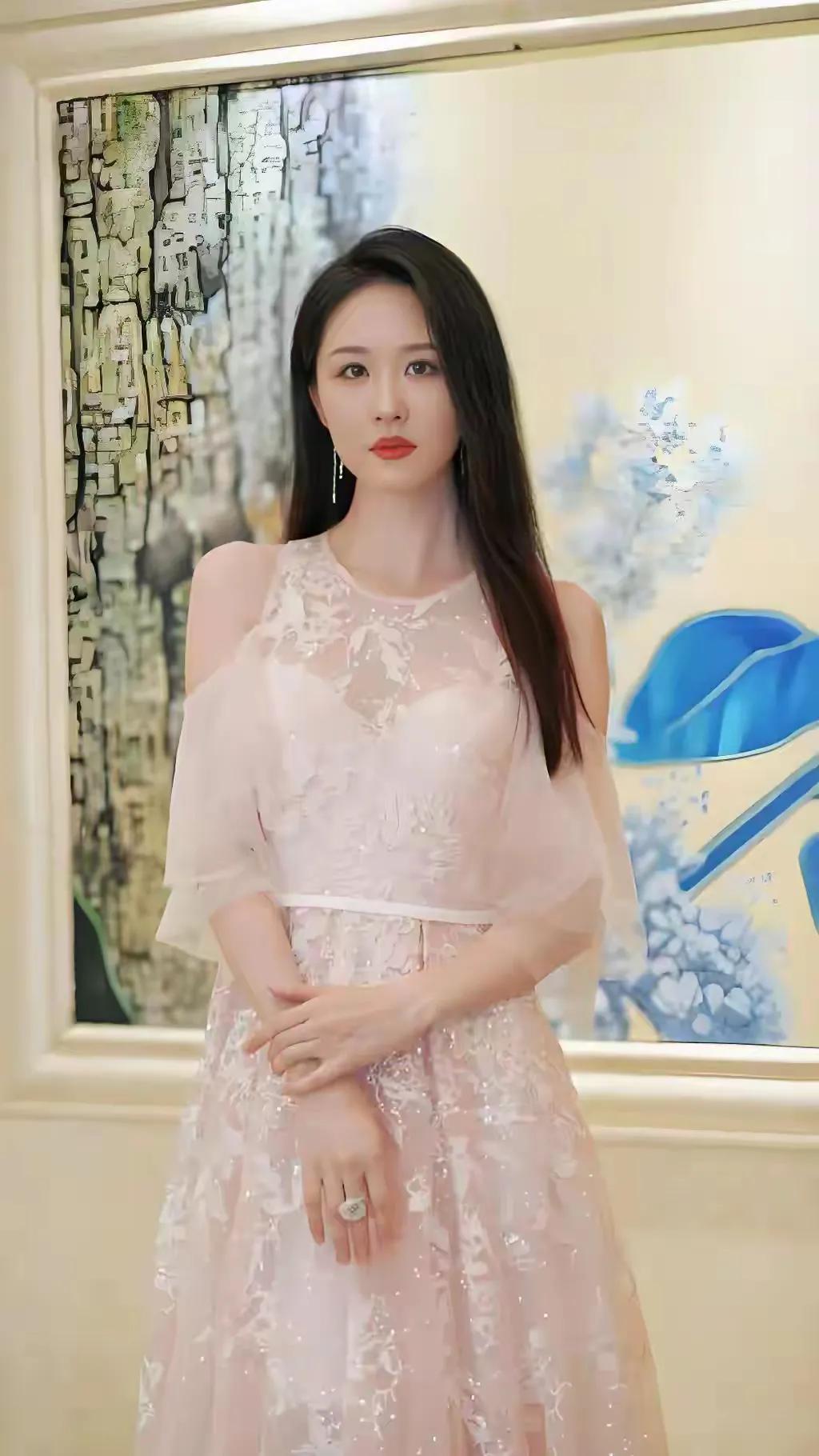 什么样的女生比较吸引人?孤独的语录 顶级魅力女人 男生和女生之间有纯友谊吗