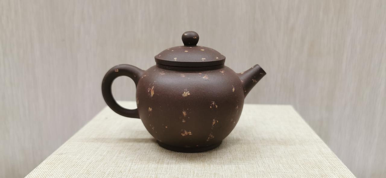 中国宜兴早期精品紫砂壶（独孔、约88cc）紫砂壶的容量是多少最好? 紫砂壶容量选