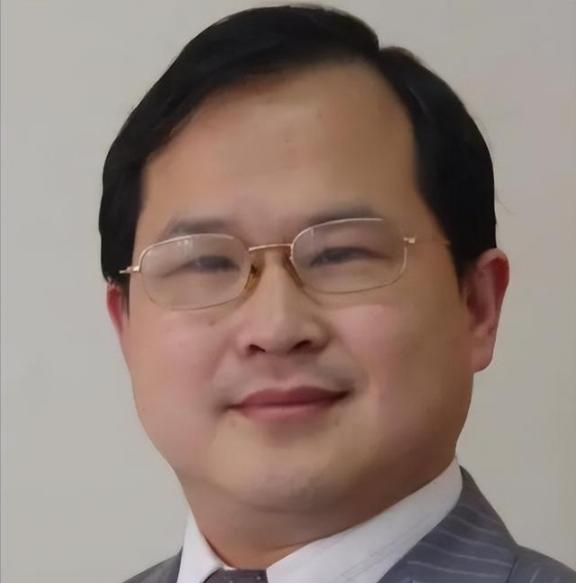 “中美关系恶化的责任不在美国，中国应该看看自己的问题！”这句话在2023年，出自