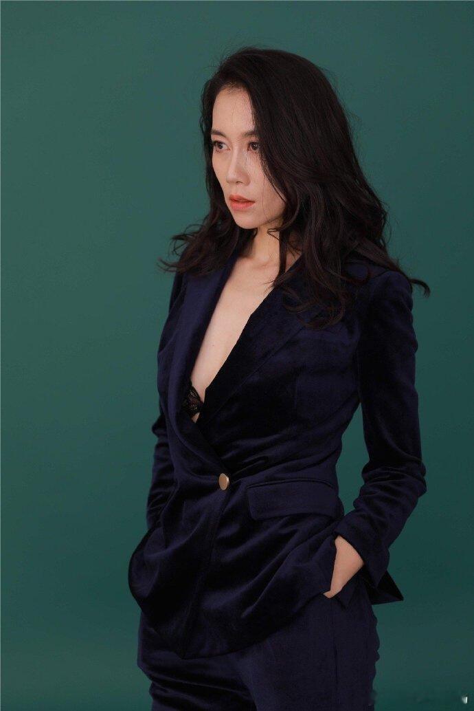 温峥嵘进步好大一步一个脚印慢慢蜕变，把缺点一点点改掉，二公的表现惊艳众人，努力终