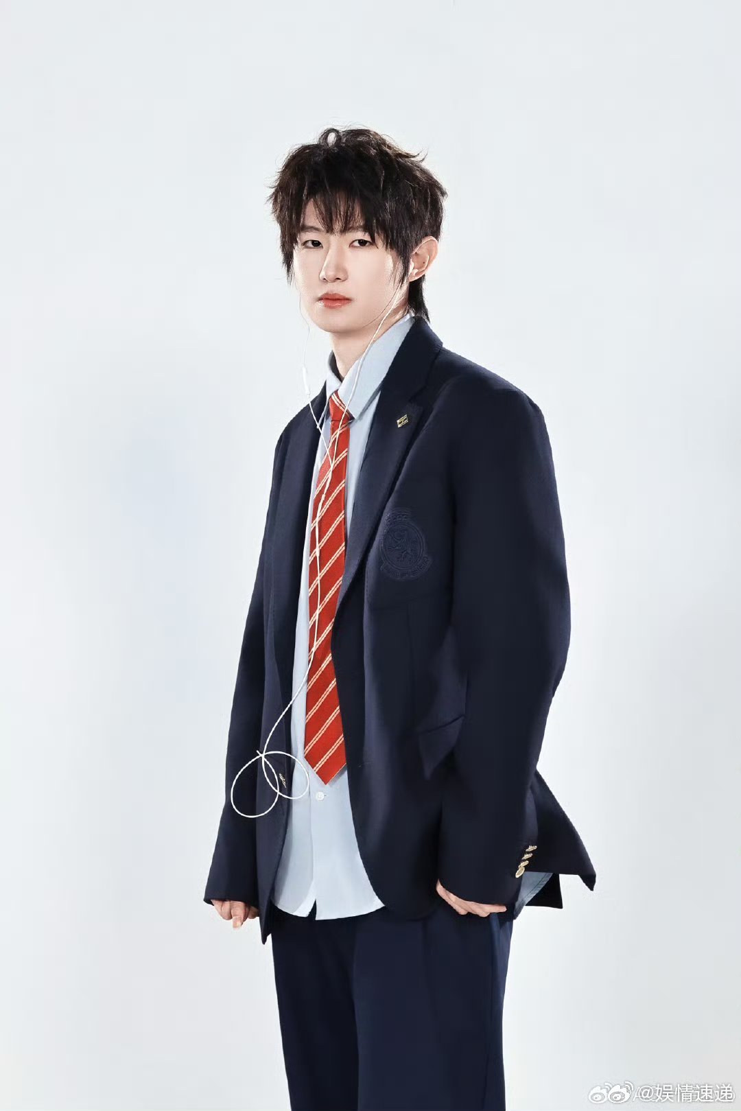 一诺加盟我家那小子我家那小子一诺亮相我家那小子，胃痛腰颈手腕疼，选手背后生活太让