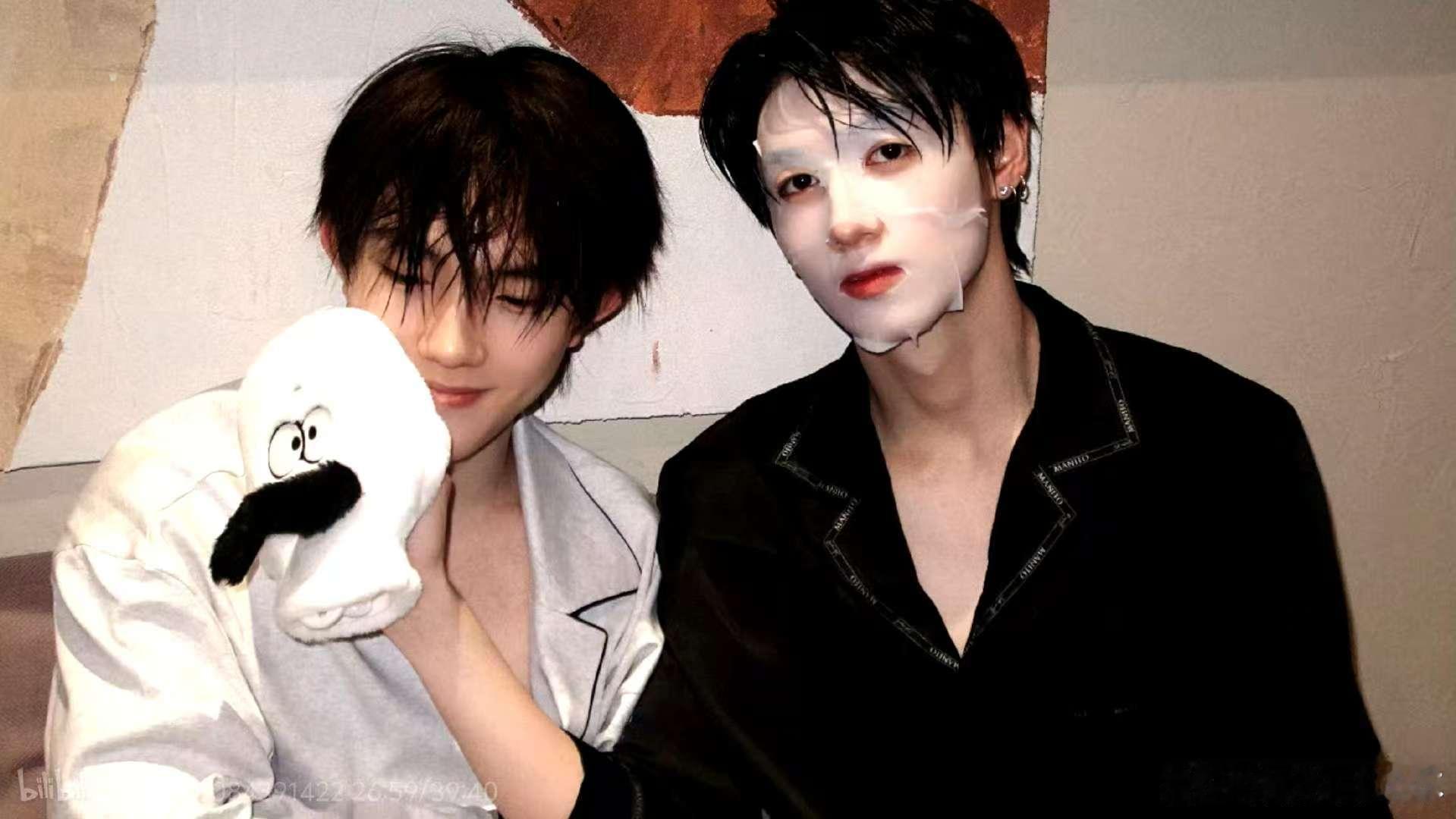 朱志鑫苏新皓双人游全站前三  这对宝藏组合的双人游播放量破百万冲进全站前三，每一