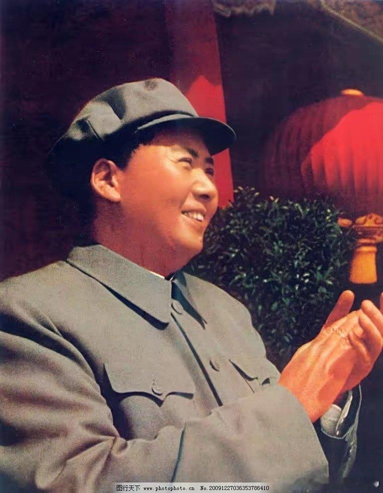 “没有毛主席，至少我们还要在黑暗中摸索更长的时间。”但我想说，这压根就不是什么探