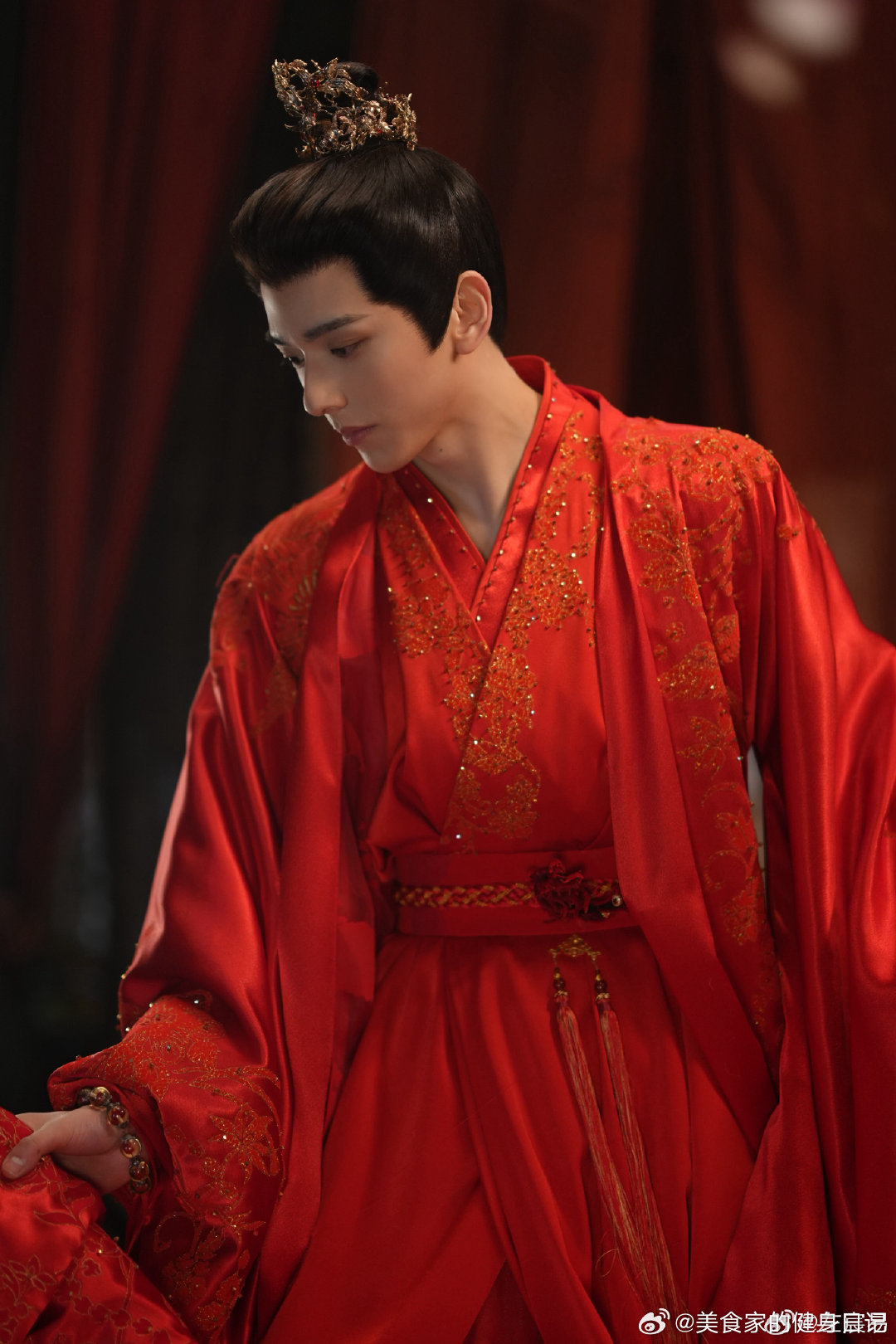 月鳞绮纪定档0401 明天欢迎大家来参加韦家主大婚 月鳞绮纪 （