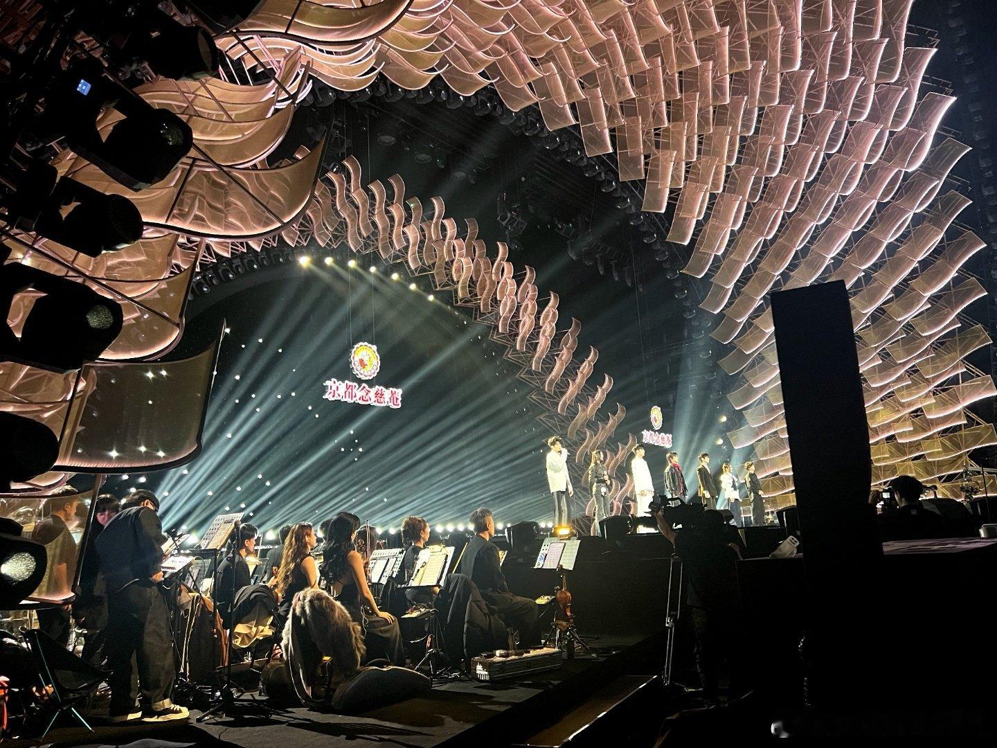 芒果声字辈节目的含金量 声鸣远扬 芒果声字辈音综的排面！《声鸣远扬》七强直通《声